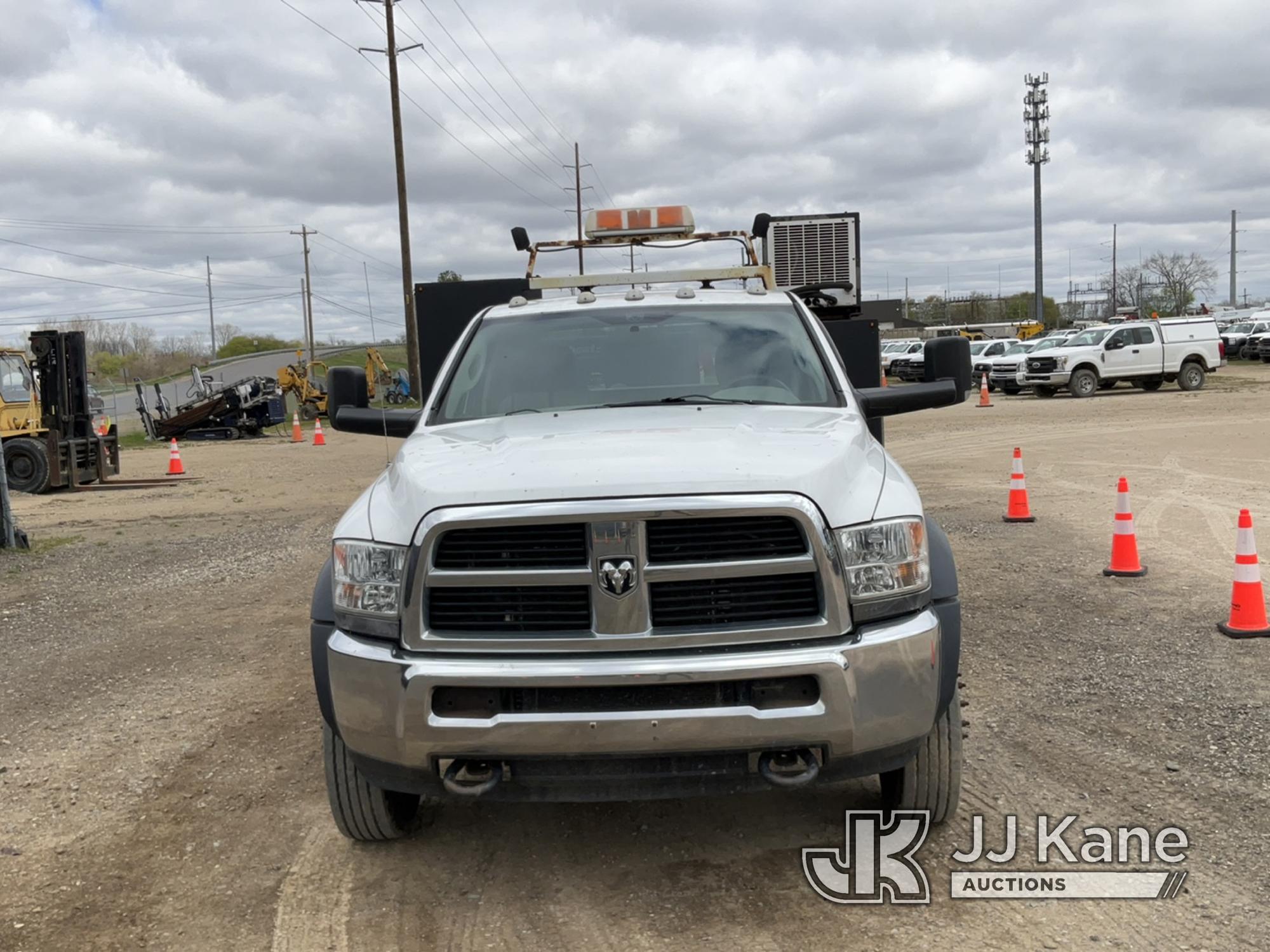 (Charlotte, MI) 2012 RAM 5500 Mechanics Service Truck Runs, Moves, PTO Engages, Welder/Generator and