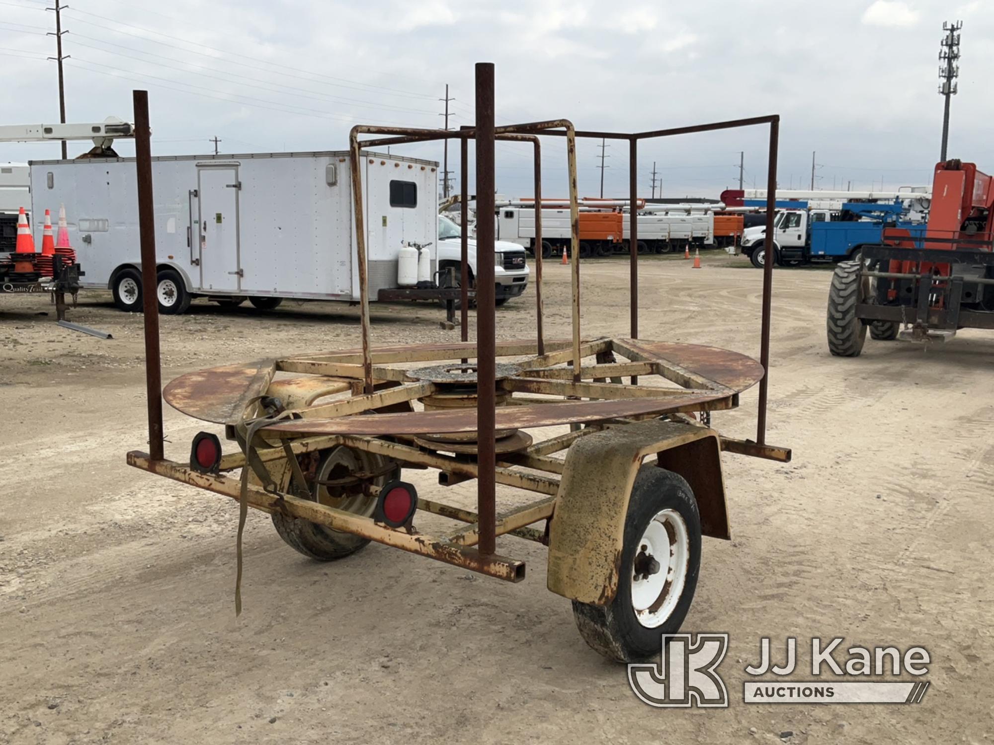 (Charlotte, MI) 1985 Custombuilt Coil Pipe Trailer No Title, Reel/Spindle Broken