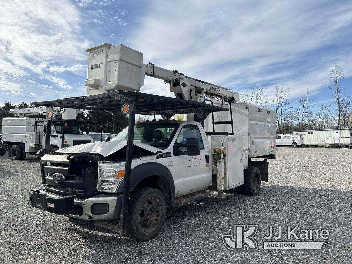 (Hagerstown, MD) Versalift SST40EIH, Articulating & Telescopic Bucket mounted behind cab on 2015 For