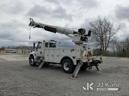 (Fort Wayne, IN) Altec DC47-TR, Digger Derrick rear mounted on 2018 International Durastar 4300 Util