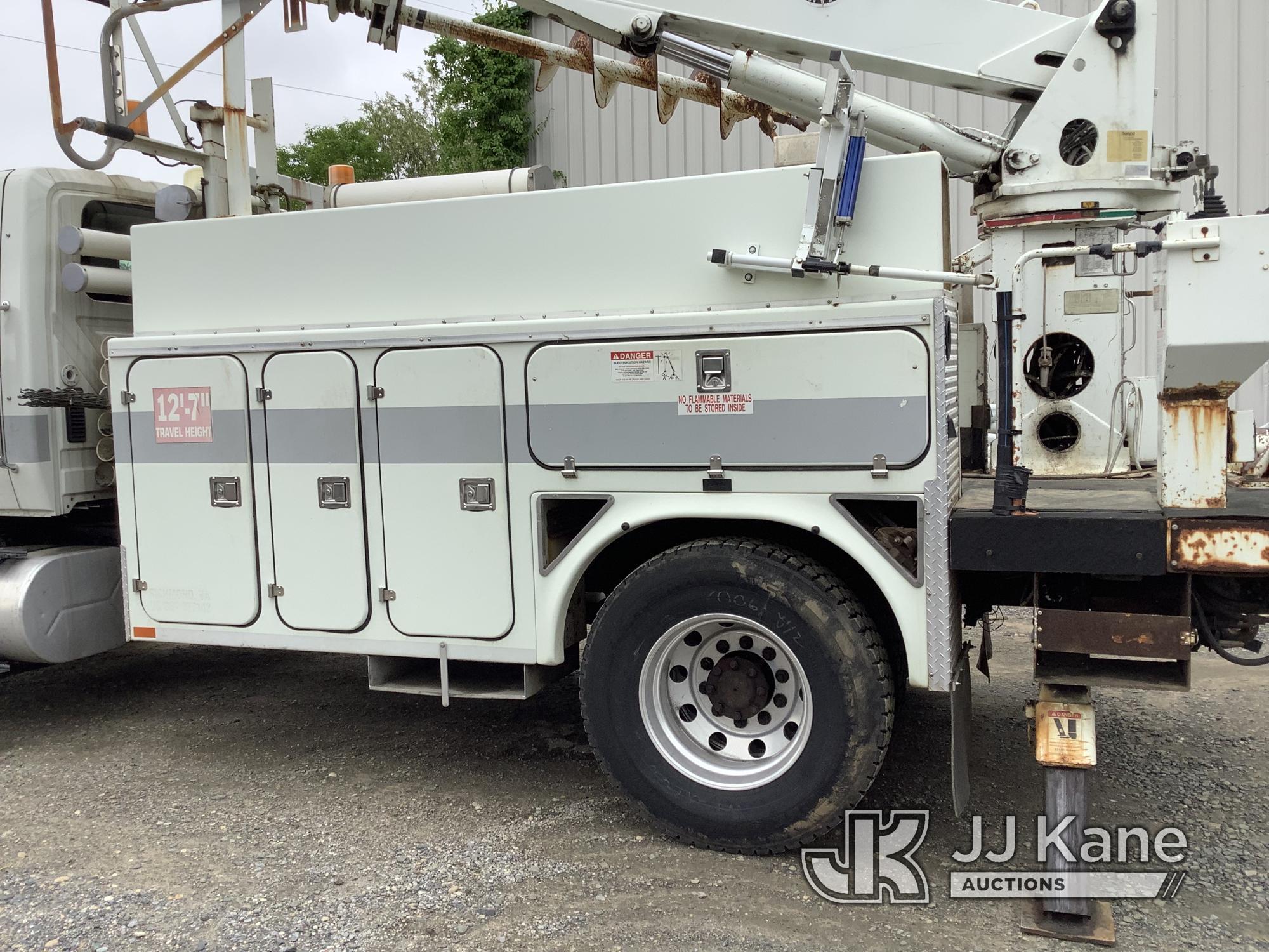 (Harmans, MD) Terex/Telelect Commander C4045, Digger Derrick rear mounted on 2011 International 4400