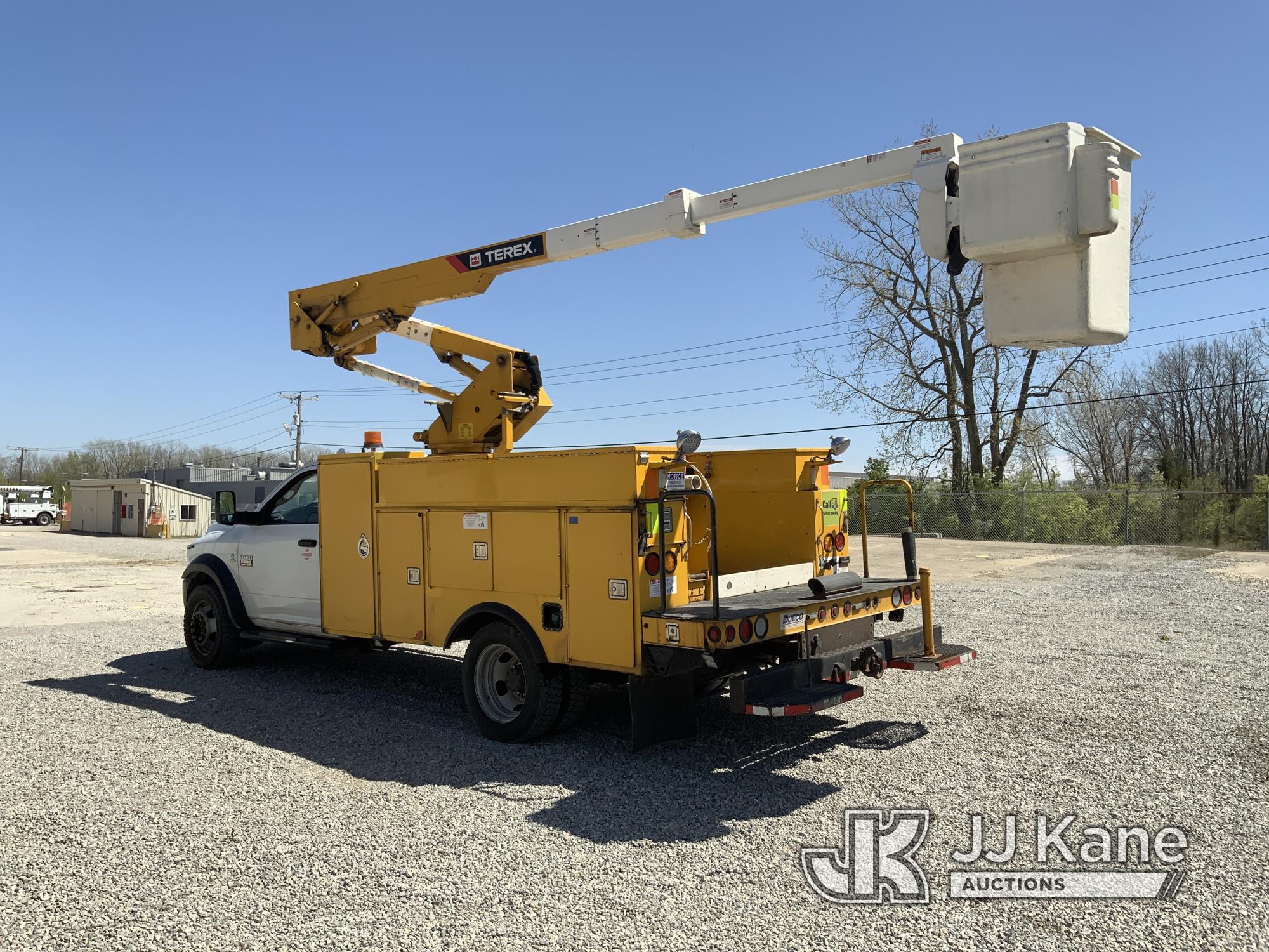 (Fort Wayne, IN) HiRanger LT36, Articulating & Telescopic Bucket Truck mounted behind cab on 2012 Do