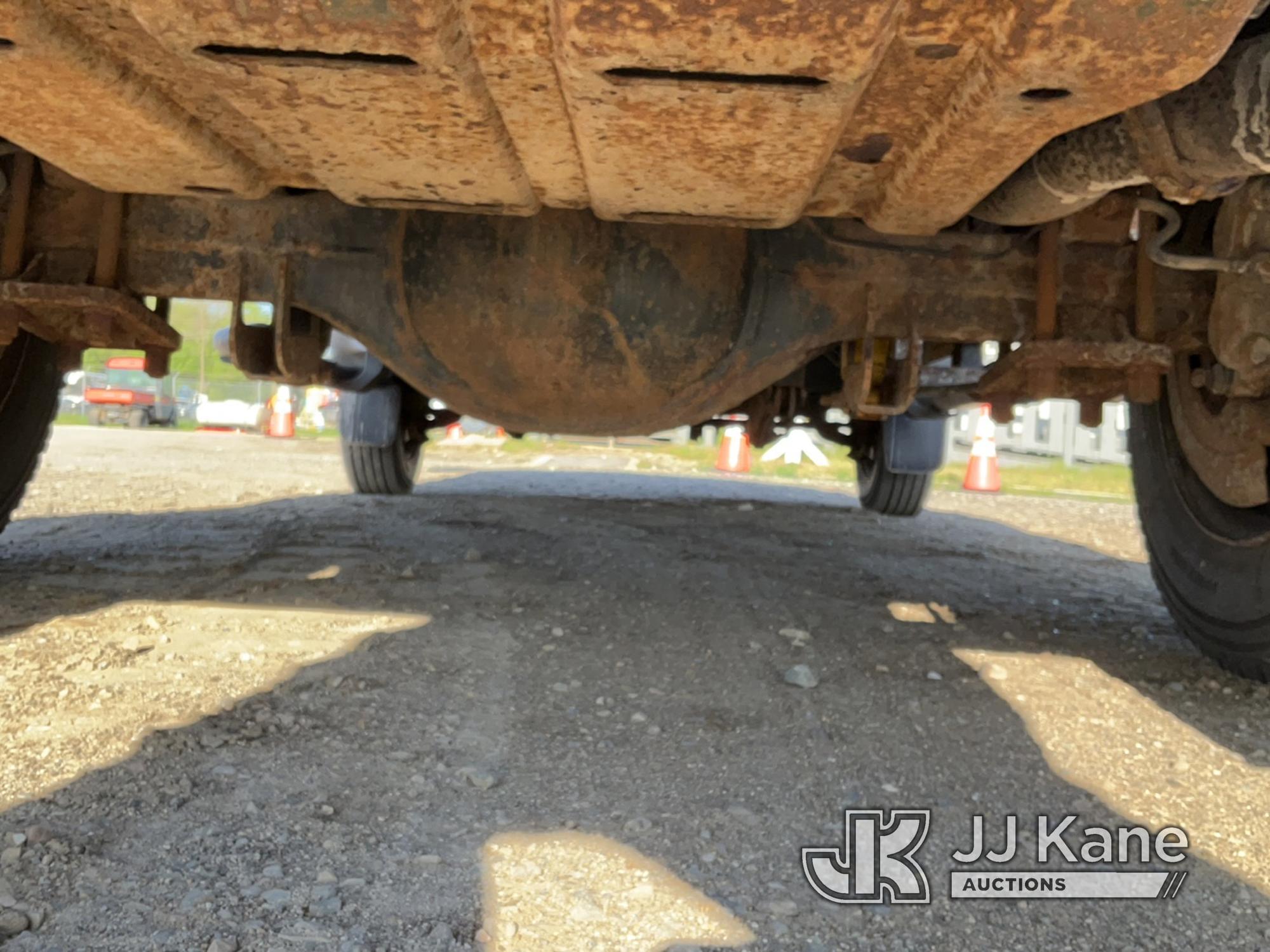 (Charlotte, MI) 2005 Ford F550 Flatbed Truck Runs, Moves, Rust