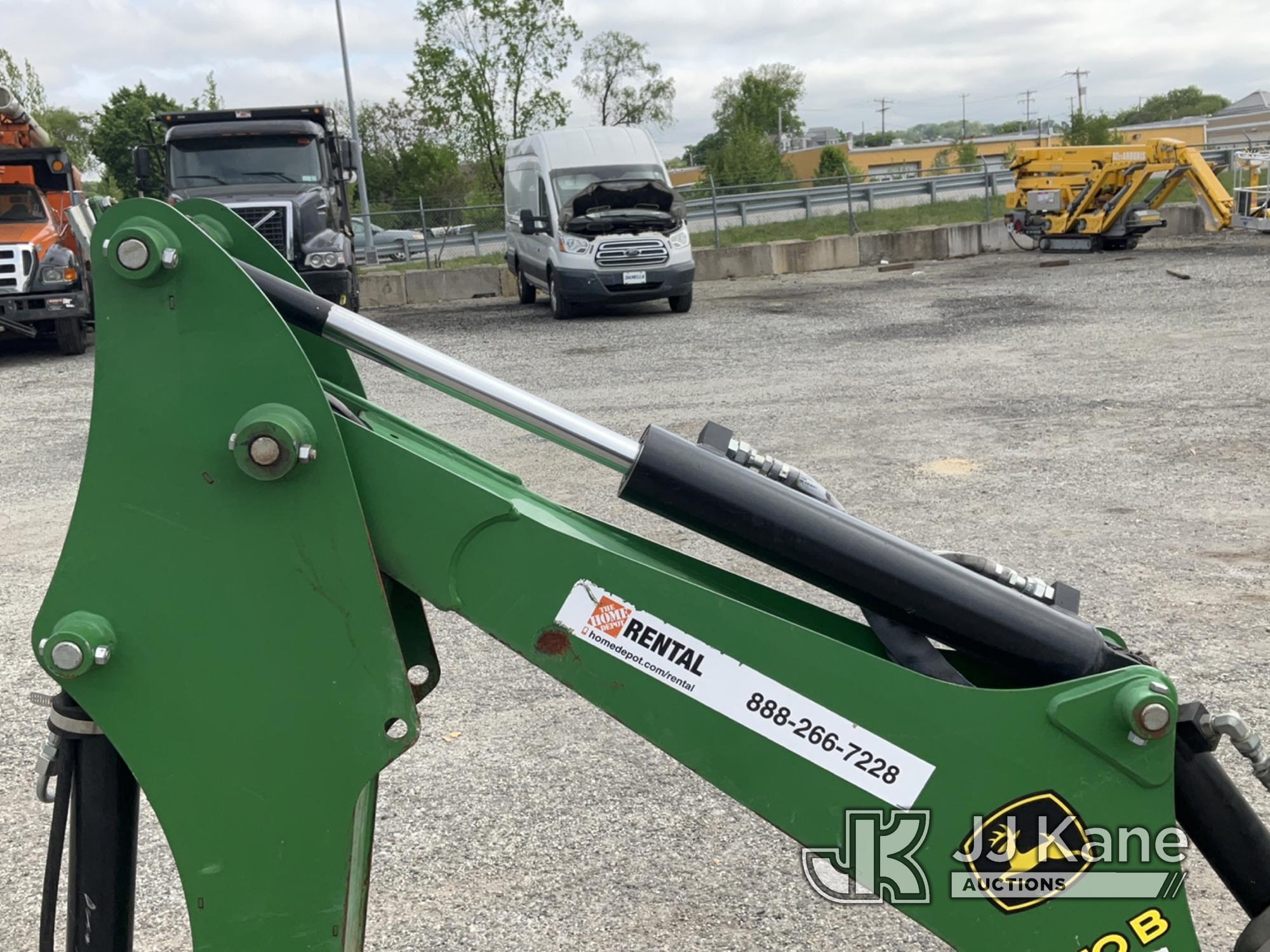 (Plymouth Meeting, PA) 2020 John Deere 3032E 4X4 Mini Utility Tractor Loader Backhoe Runs, Moves & O