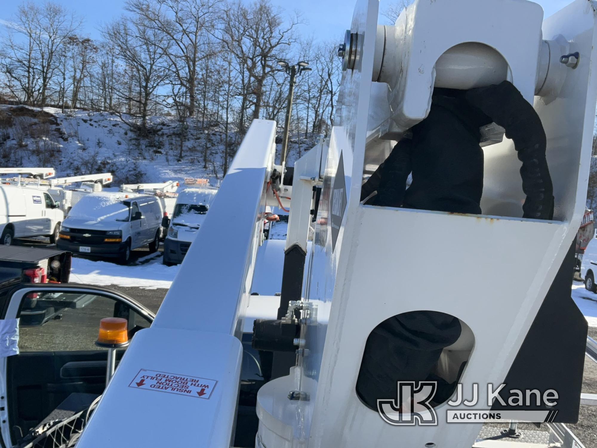 (Kings Park, NY) Versalift SST40EIH-02, Articulating & Telescopic Bucket Truck mounted behind cab on