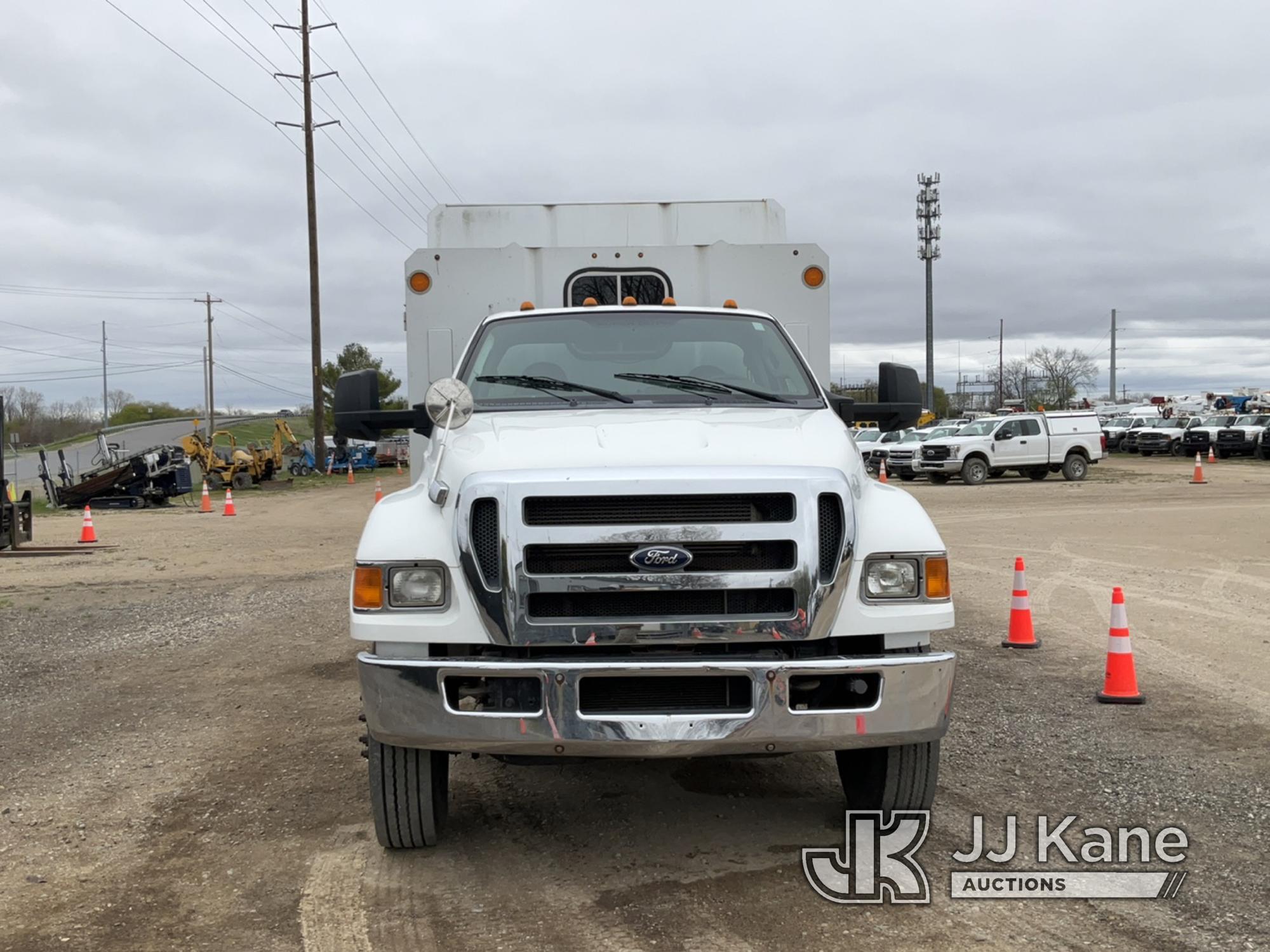 (Charlotte, MI) 2013 Ford F750 Chipper Dump Truck Runs, Moves, Dump Operates, ABS Light, Check Engin