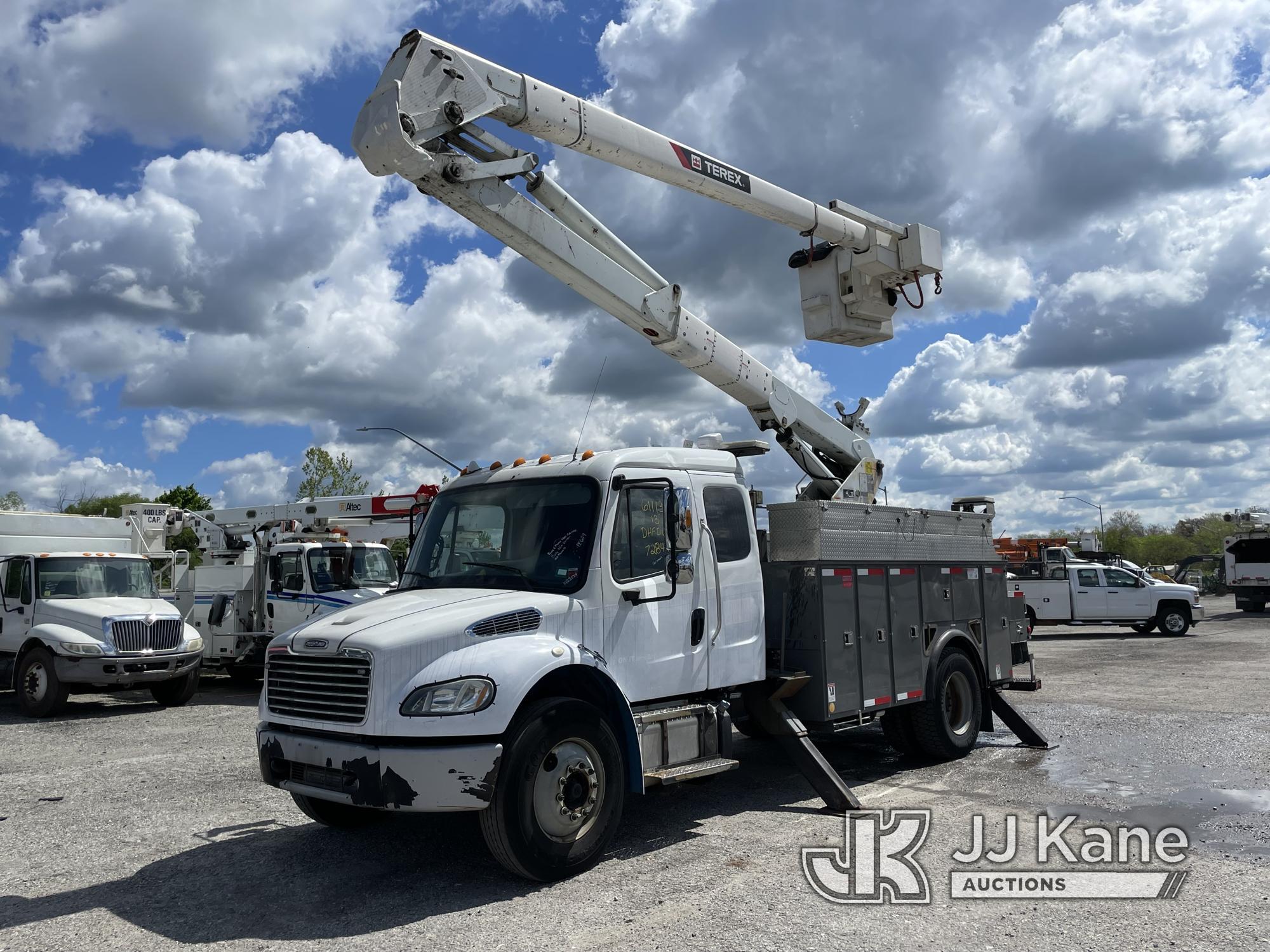 (Plymouth Meeting, PA) Terex Hi-Ranger HR-52M, Material Handling Bucket Truck center mounted on 2013