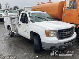 (Jurupa Valley, CA) 2009 GMC Sierra 2500HD 4x4 Service Truck Not Running , No Key, Damaged Parts, Wr