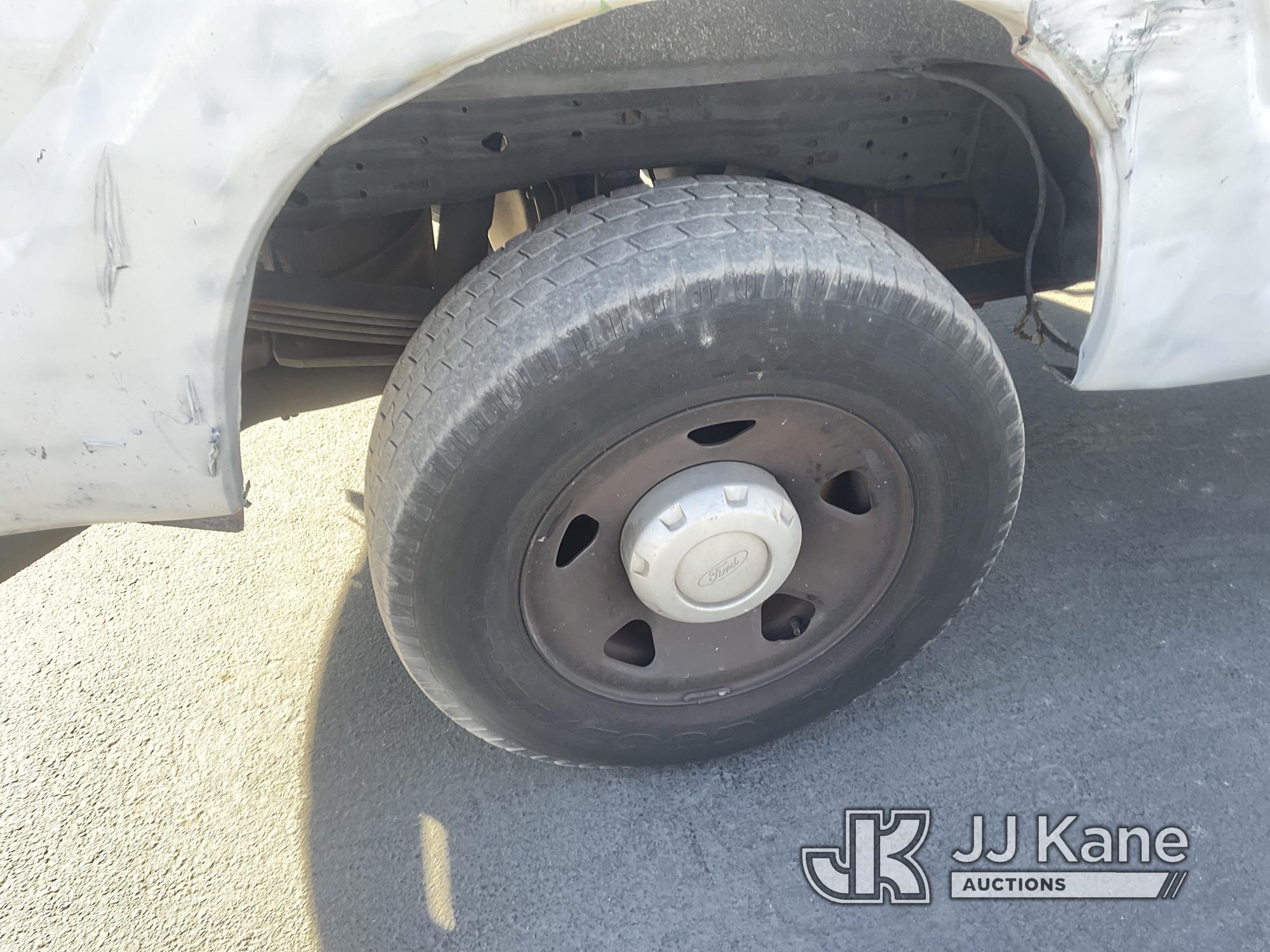 (Jurupa Valley, CA) 2005 Ford F250 Crew-Cab Pickup Truck, 4/10/24 need poa. mdc Runs & Moves, Check