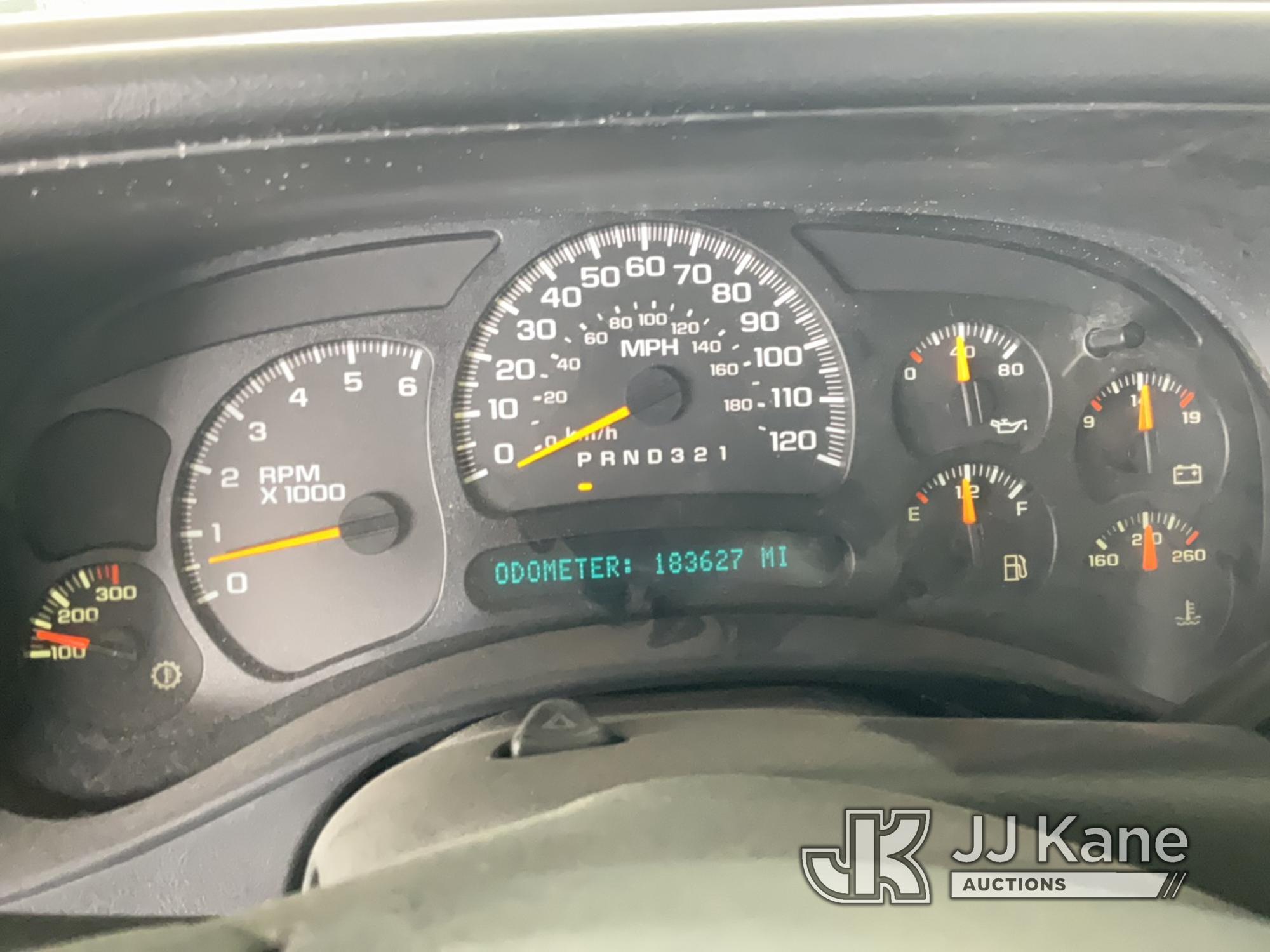 (Jurupa Valley, CA) 2006 Chevrolet Silverado 2500 Service Truck Runs & Moves