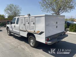 (Jurupa Valley, CA) 2013 Ford F-350 SD 4X4 Extended-Cab Pickup Truck Runs & Moves