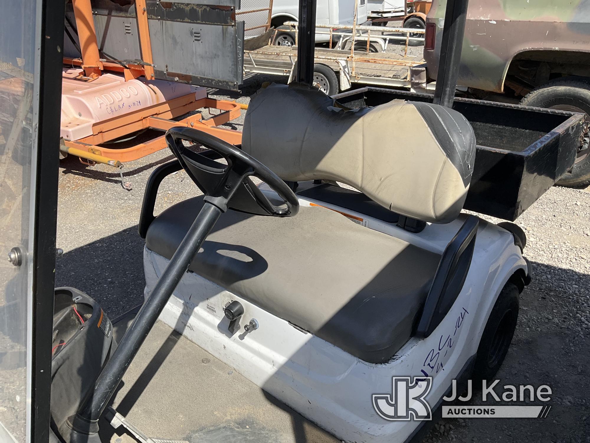 (Jurupa Valley, CA) 2011 Yamaha Golf Cart Runs & Moves, No Key Needed To Operate