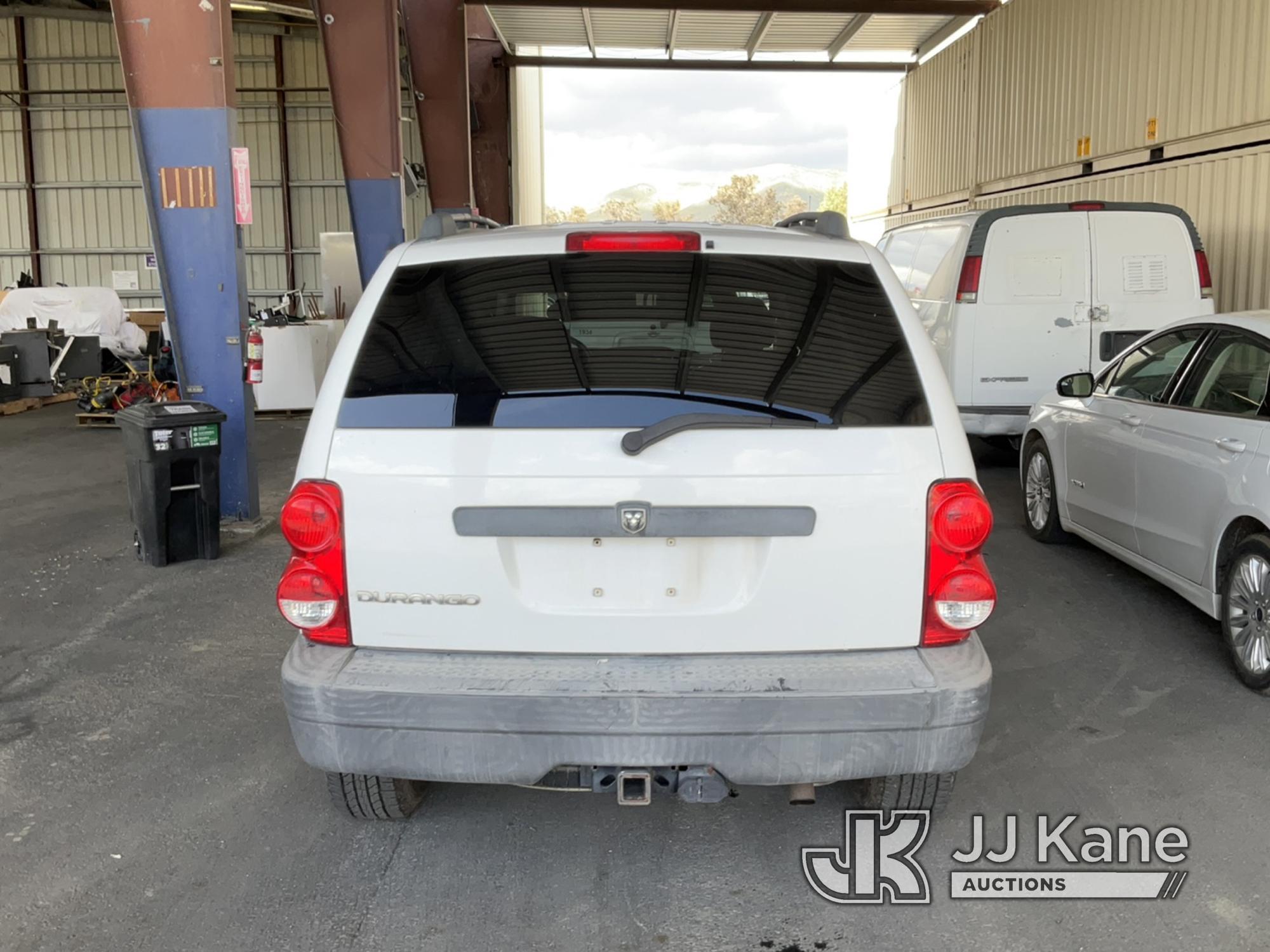 (Jurupa Valley, CA) 2007 Dodge Durango 4x4 Sport Utility Vehicle Runs & Moves, Abs Light Is On , Pos