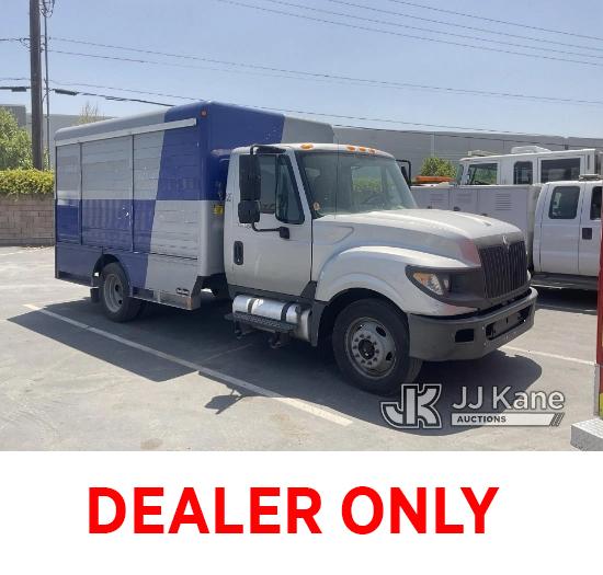 (Jurupa Valley, CA) 2014 International TerraStar Beverage Truck, 10ft box truck Runs & Moves, Check