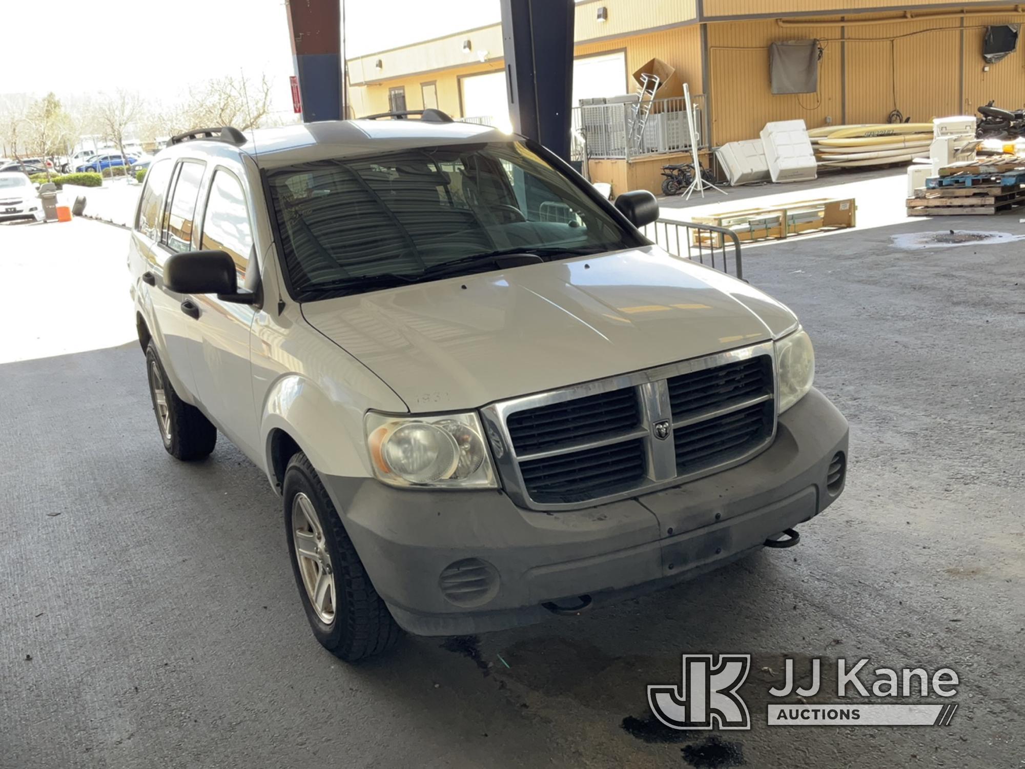 (Jurupa Valley, CA) 2007 Dodge Durango 4x4 Sport Utility Vehicle Runs & Moves, Abs Light Is On , Pos