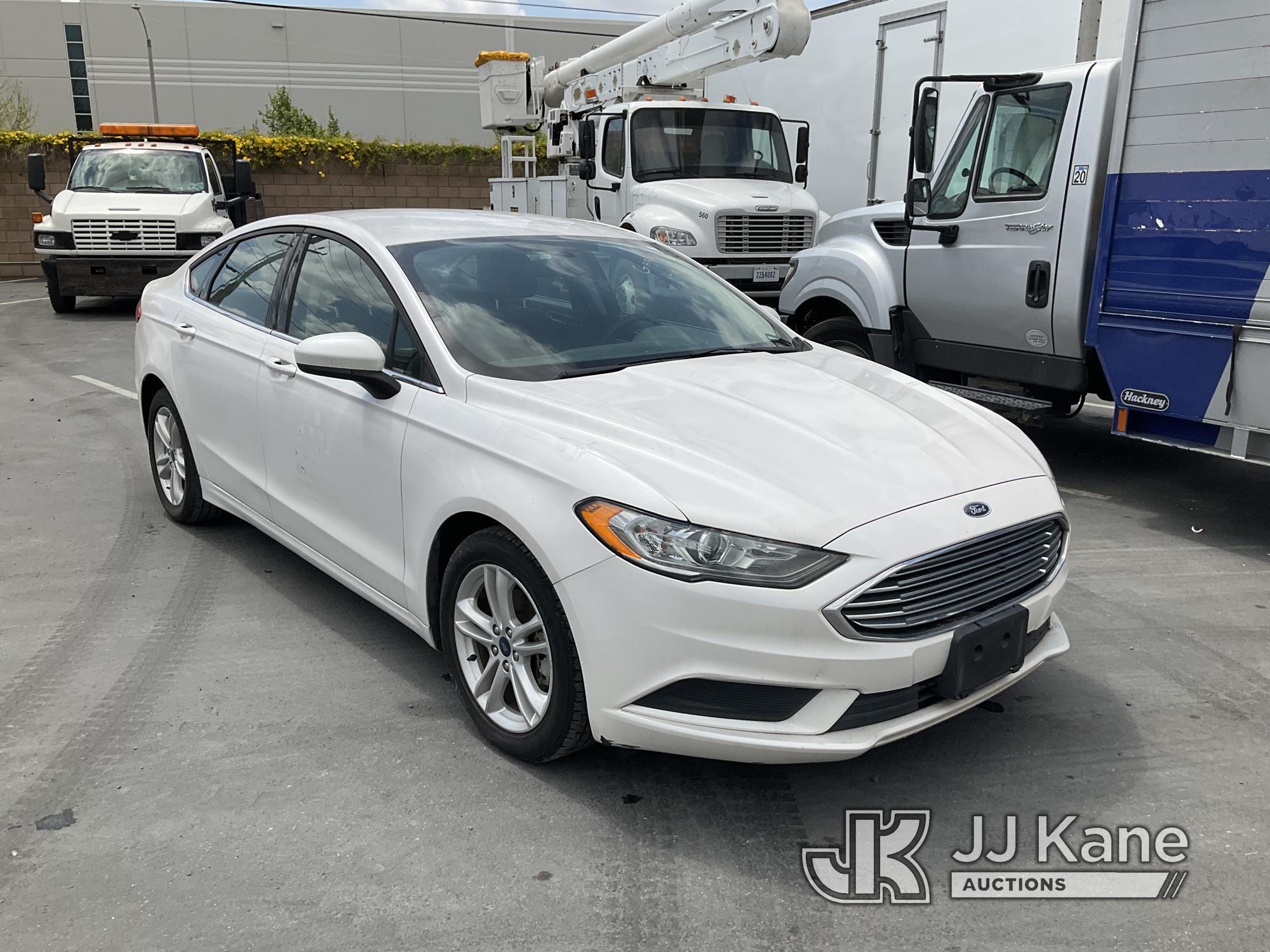 (Jurupa Valley, CA) 2018 Ford Fusion 4-Door Sedan Runs & Moves