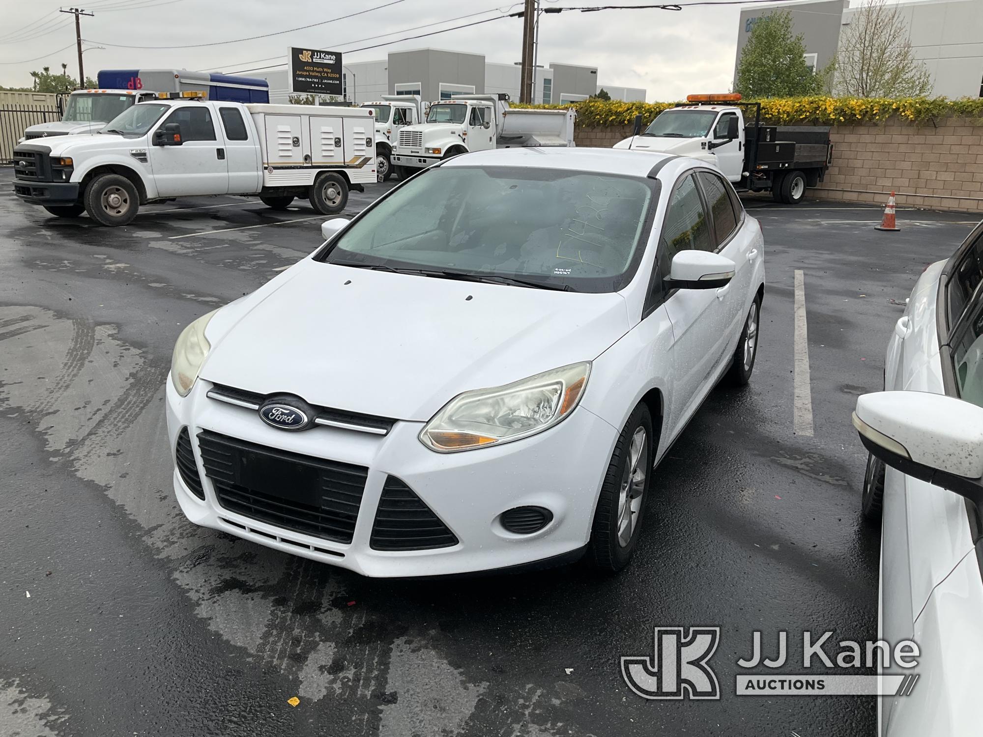 (Jurupa Valley, CA) 2014 Ford Focus 4-Door Sedan Runs & Moves