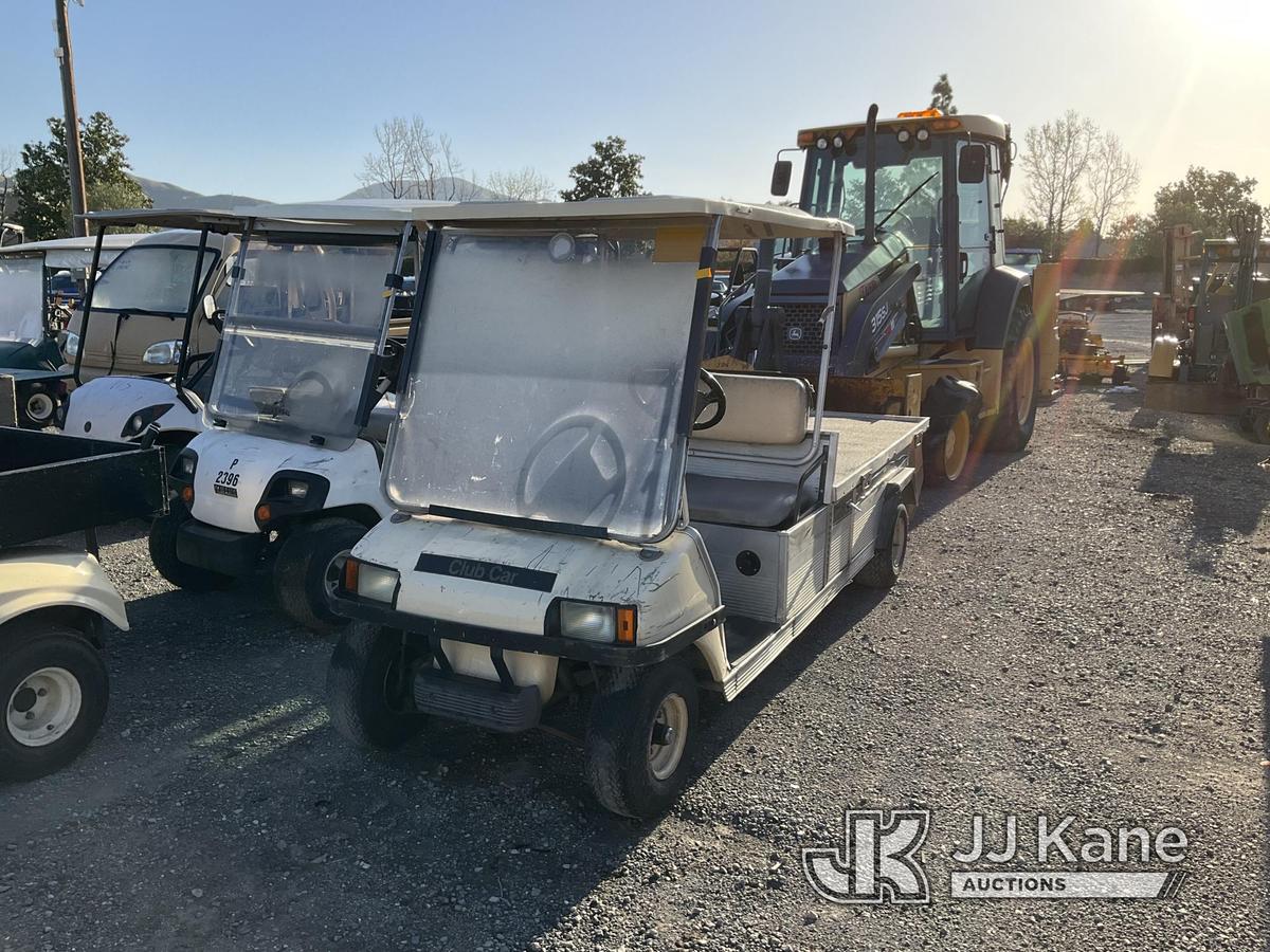 (Jurupa Valley, CA) 2005 Club Car Golf Cart Golf Cart Not Running, Missing Key, Missing Battery, Una