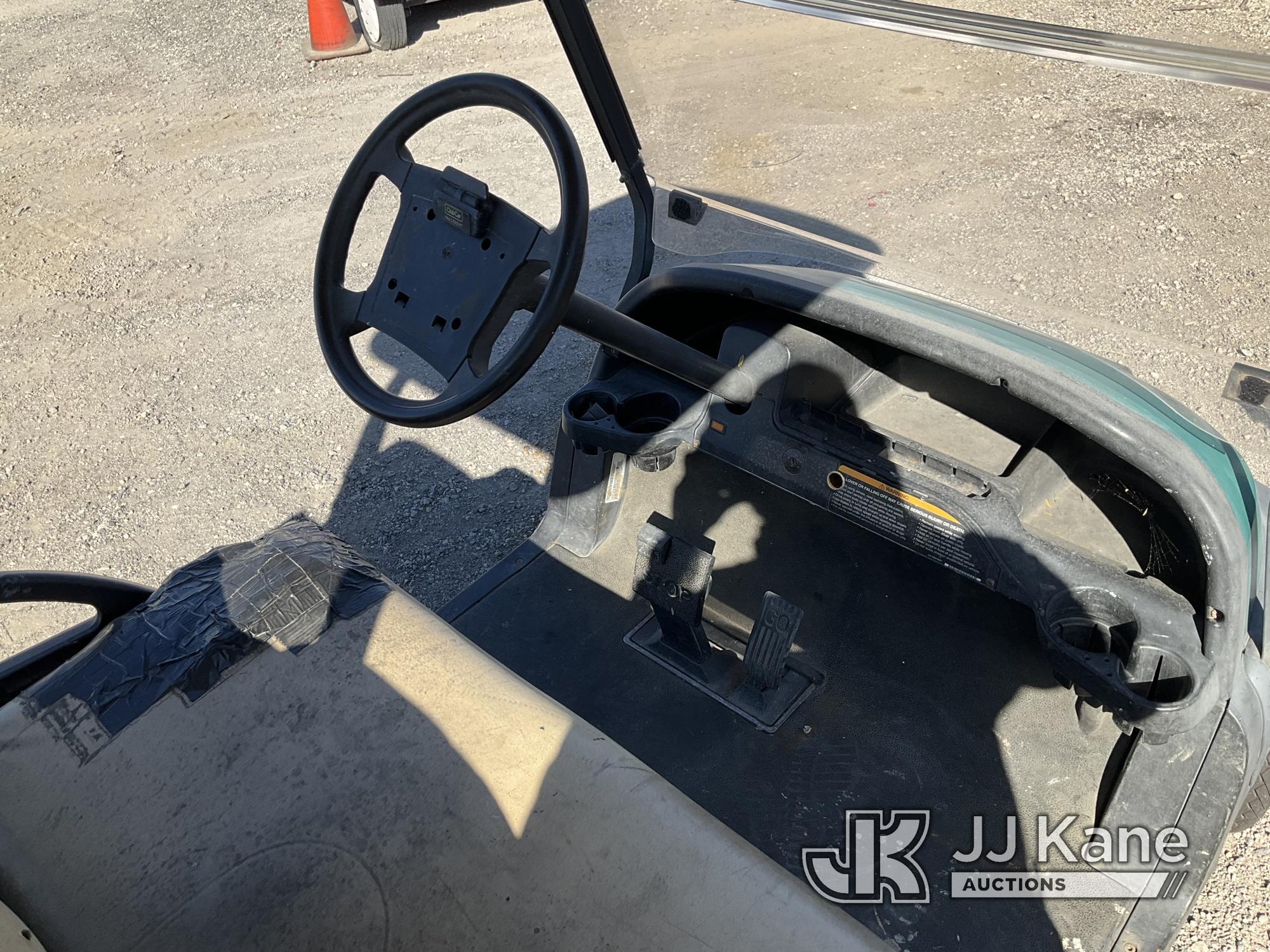 (Jurupa Valley, CA) Club Car Golf Cart Golf Cart Not Running, Batteries Removed From Underneath Seat