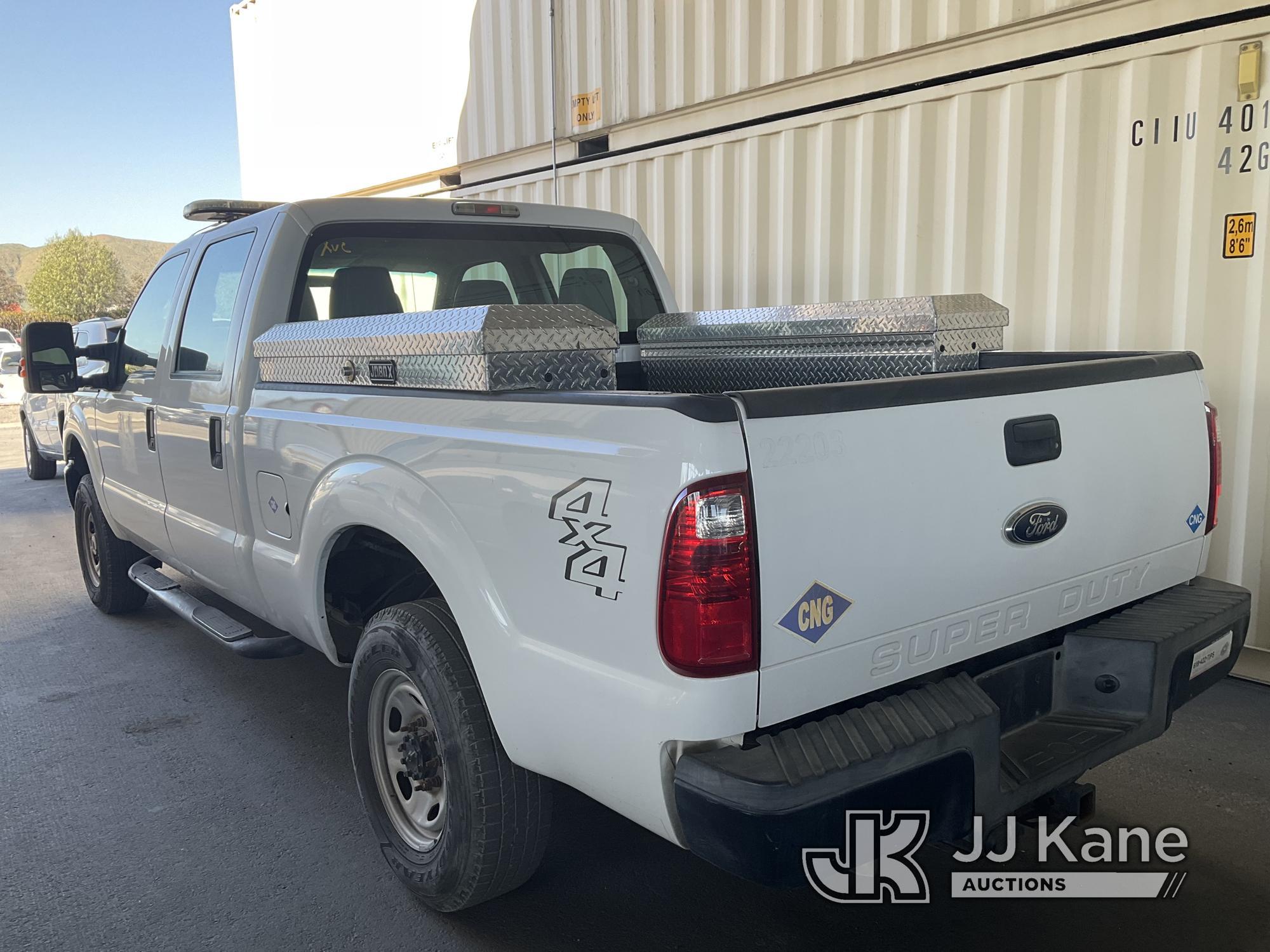 (Jurupa Valley, CA) 2012 Ford F250 4x4 Crew-Cab Pickup Truck Runs & Moves ABS Light Is On