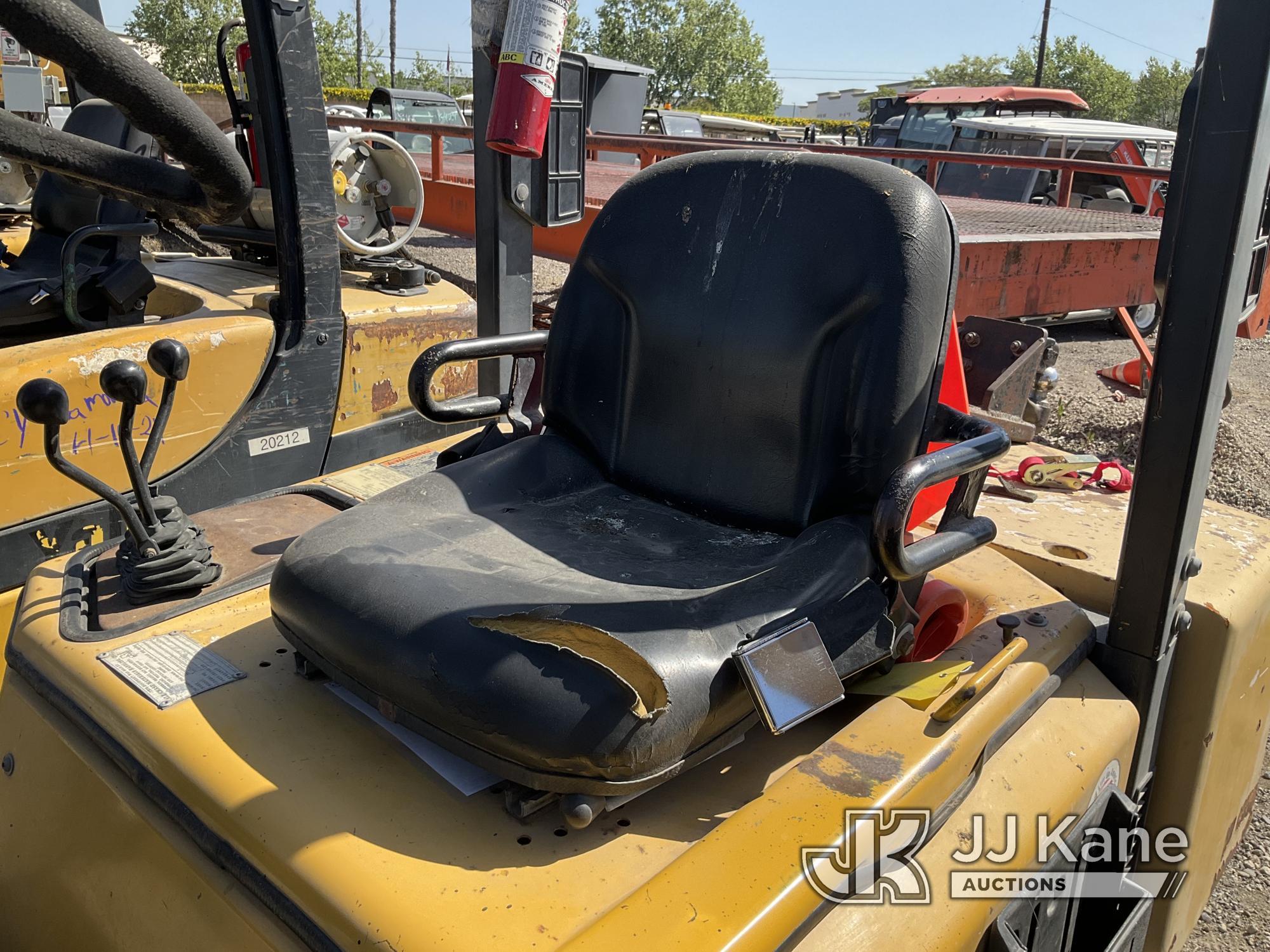 (Jurupa Valley, CA) Yale GP060 Solid Tired Forklift Runs & Operates