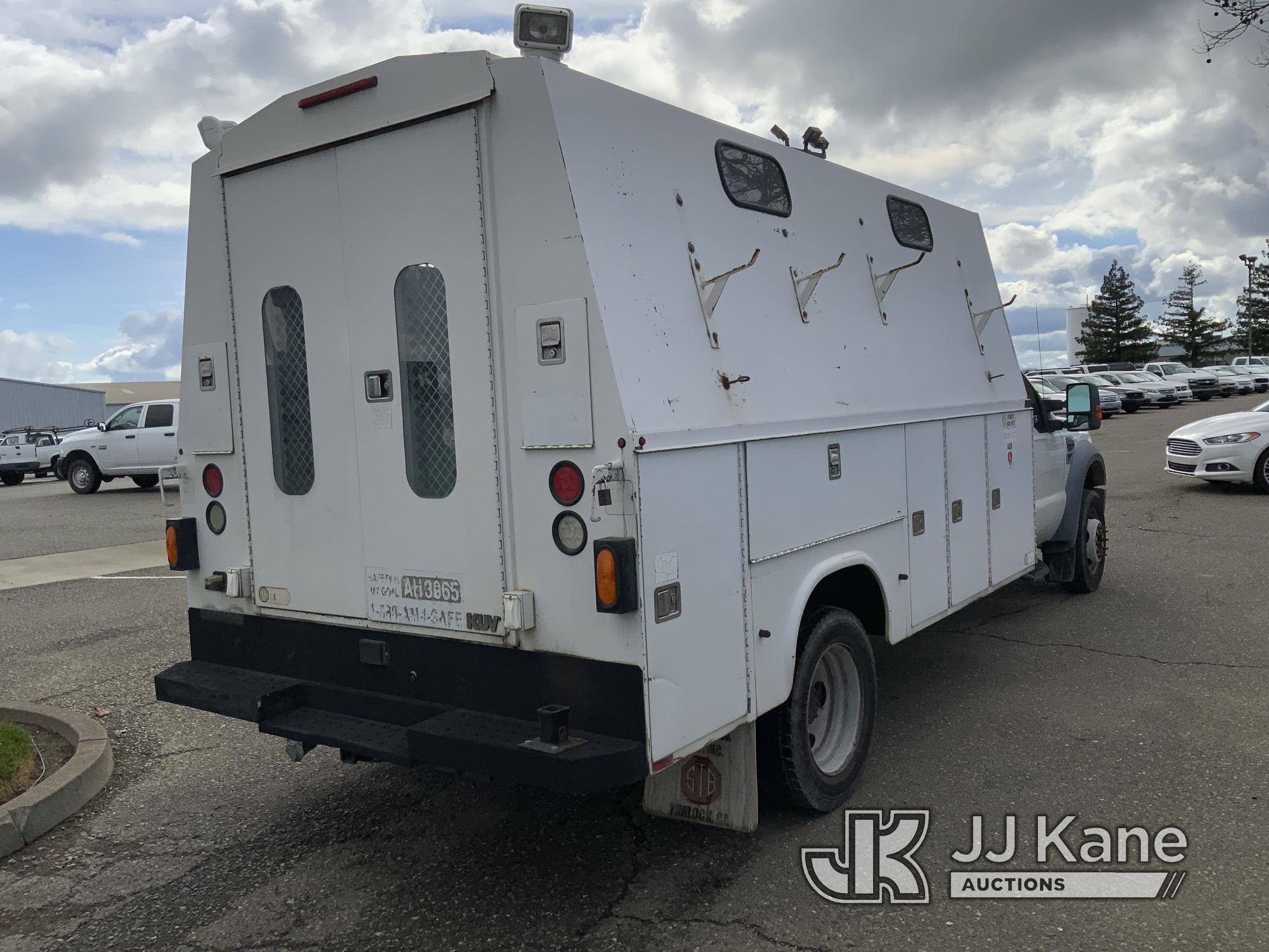 (Jurupa Valley, CA) 2008 Ford F450 Service Truck Runs & Moves, Out of State Buyer Only