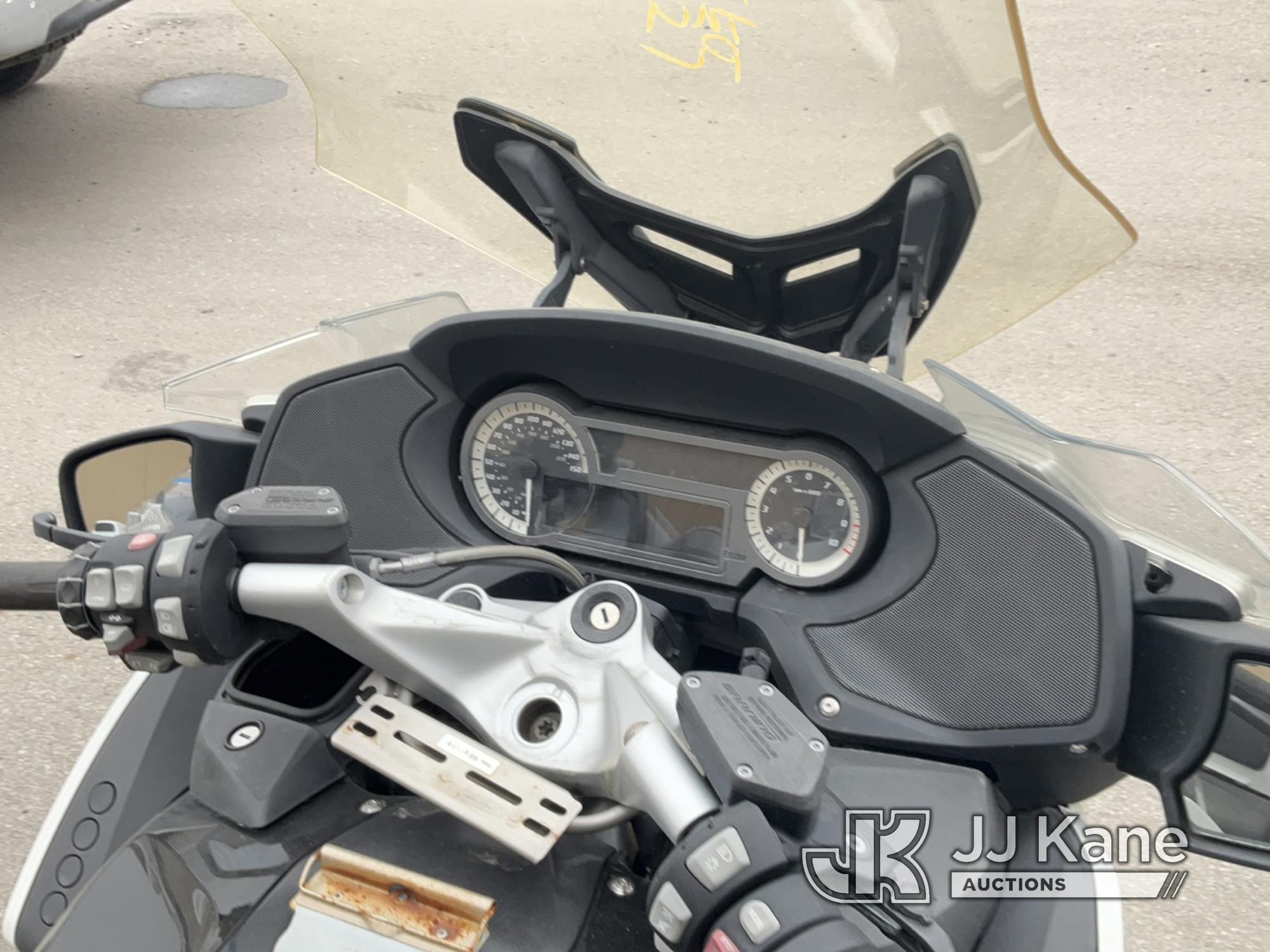 (Jurupa Valley, CA) 2015 BMW R1200RT Motorcycle Not Running , No Key