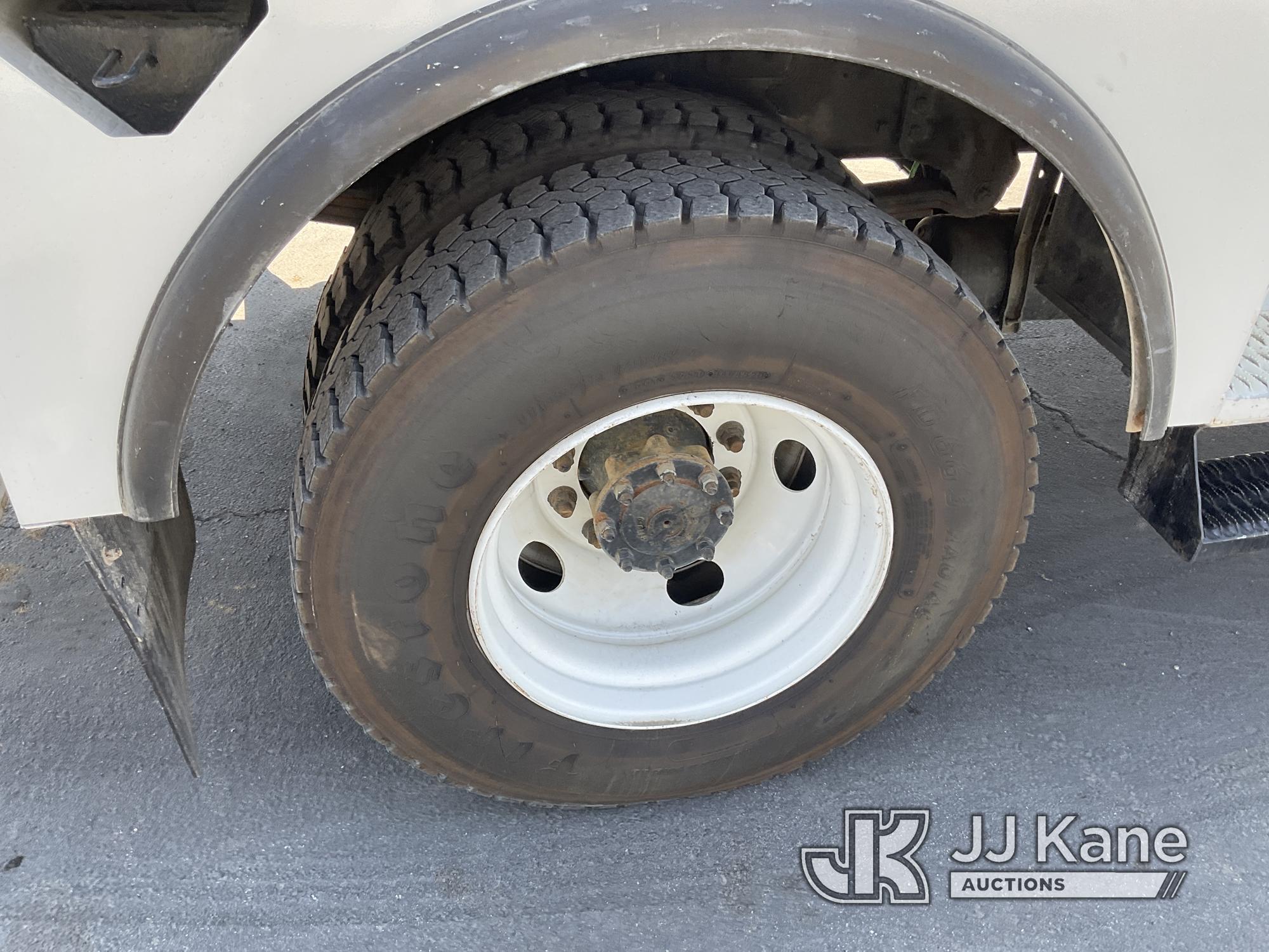 (Jurupa Valley, CA) Altec AA55-MH, Material Handling Bucket Truck rear mounted on 2017 Freightliner