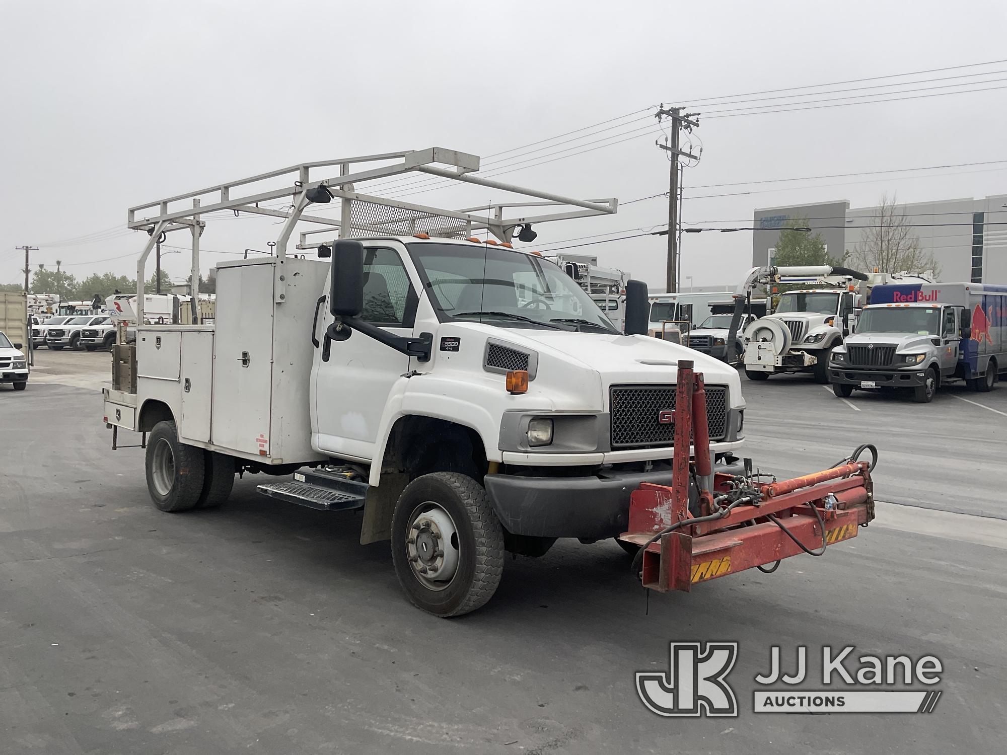 (Jurupa Valley, CA) 2007 GMC C5C042 Utility Truck Runs & Moves, Engine Runs Rough