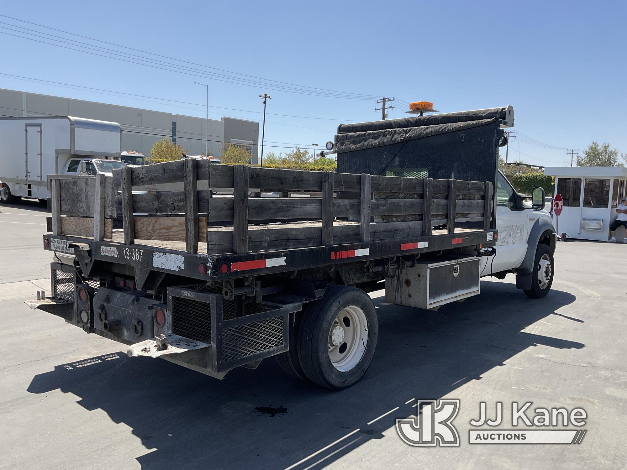 (Jurupa Valley, CA) 2006 Ford F-450 SD Cab & Chassis Runs & Moves