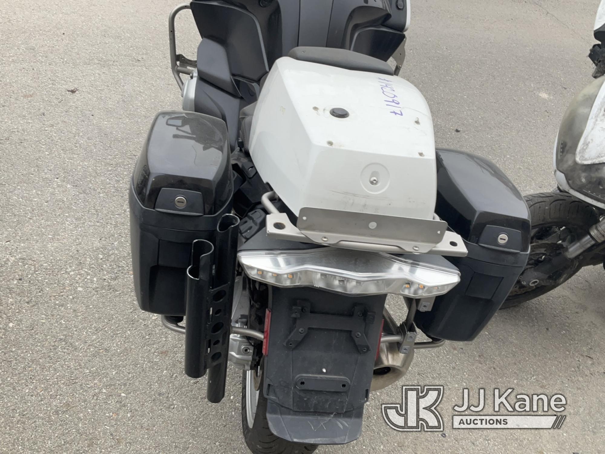 (Jurupa Valley, CA) 2015 BMW R1200RT Motorcycle Not Running , No Key