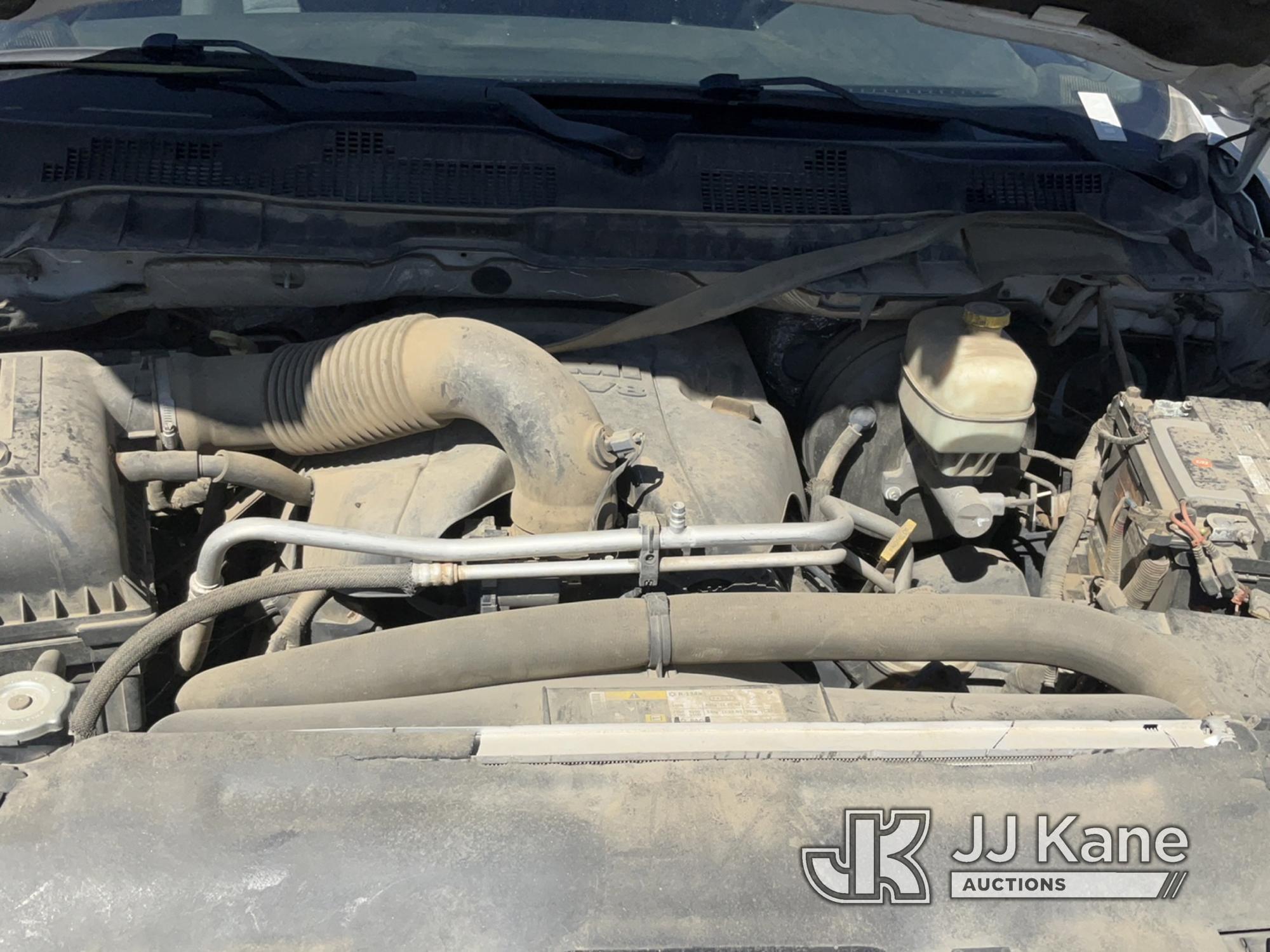 (Jurupa Valley, CA) 2015 Dodge 2500 4x4 Pickup Truck Runs & Moves, Check Engine Light Is On , Paint