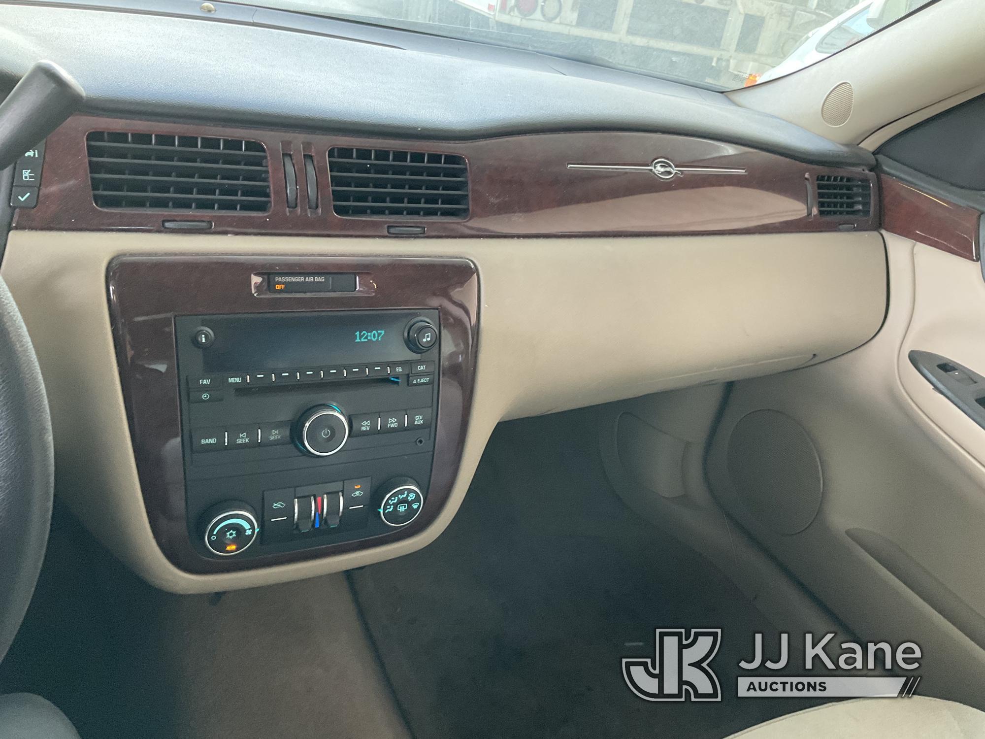 (Jurupa Valley, CA) 2009 Chevrolet Impala 4-Door Sedan Runs & Moves, Air Bag Light On