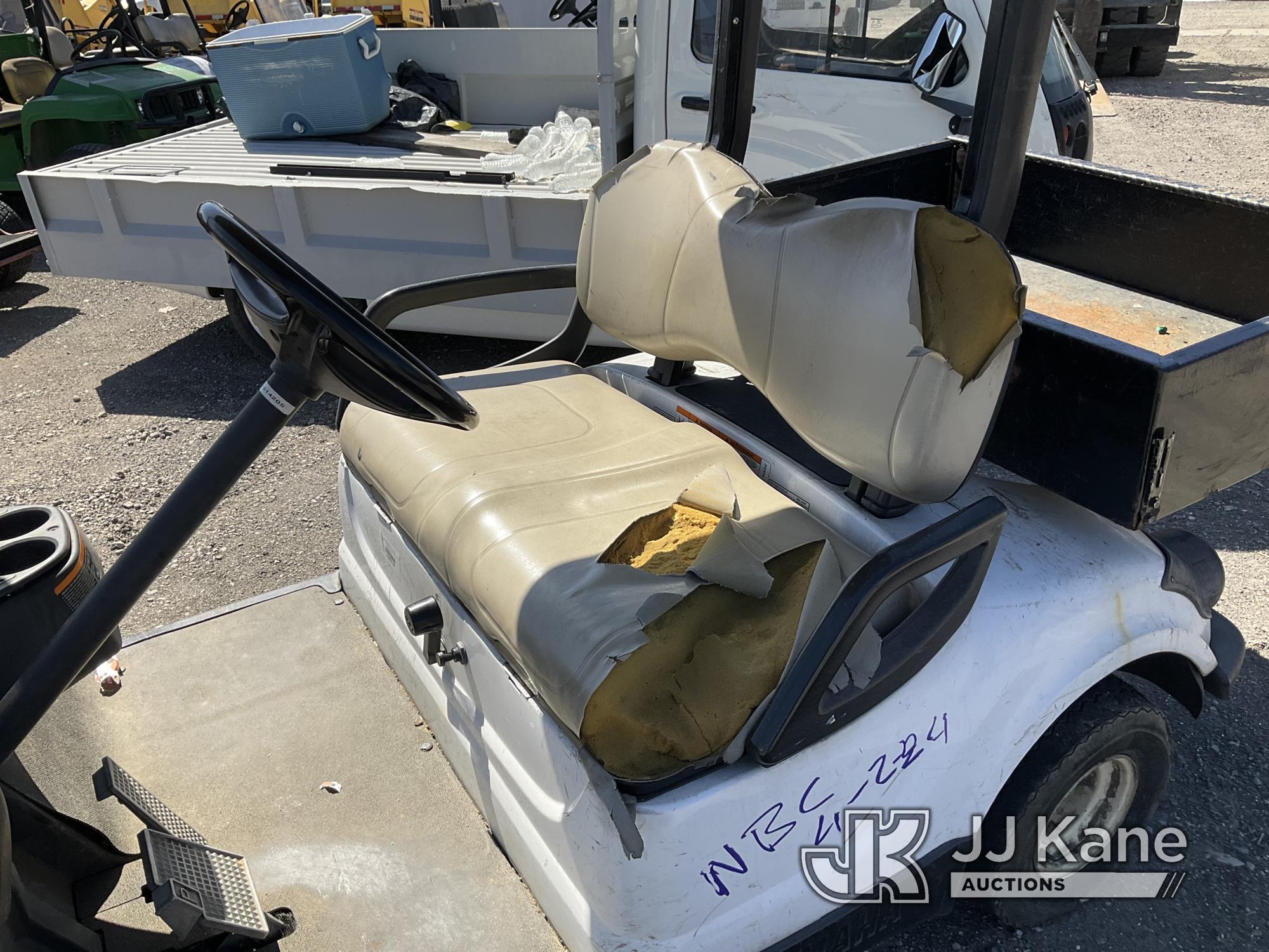 (Jurupa Valley, CA) 2011 Yamaha Golf Cart Not Running, True Hours Unknown, Has Torn Seat