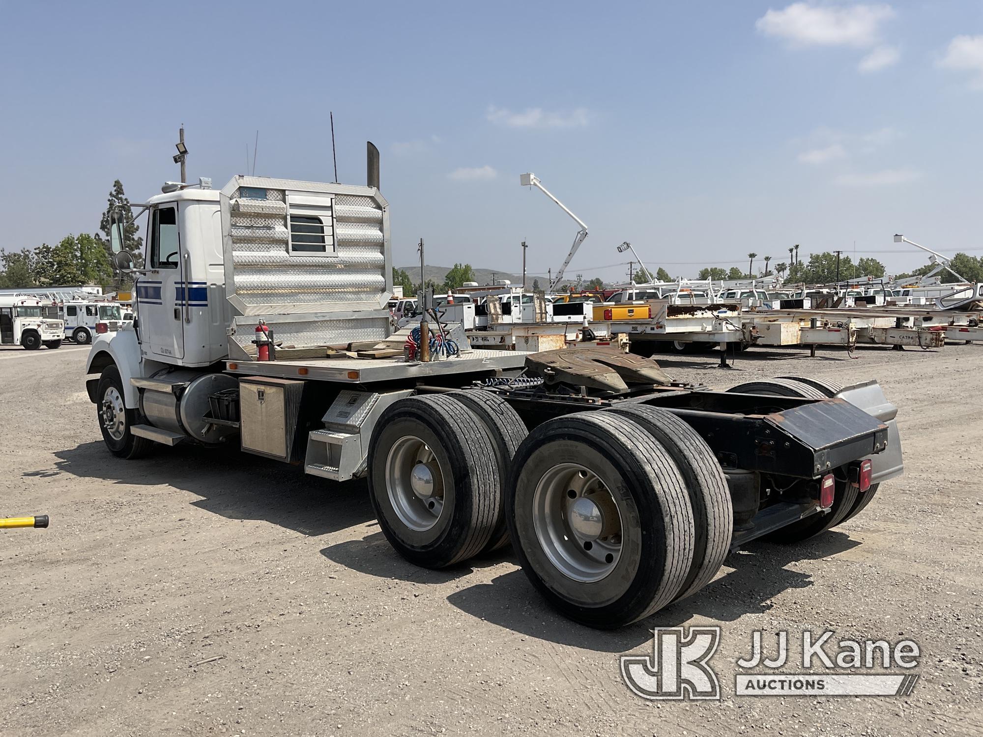 (Jurupa Valley, CA) 1992 WhiteGMC T/A Truck Tractor Runs & Moves