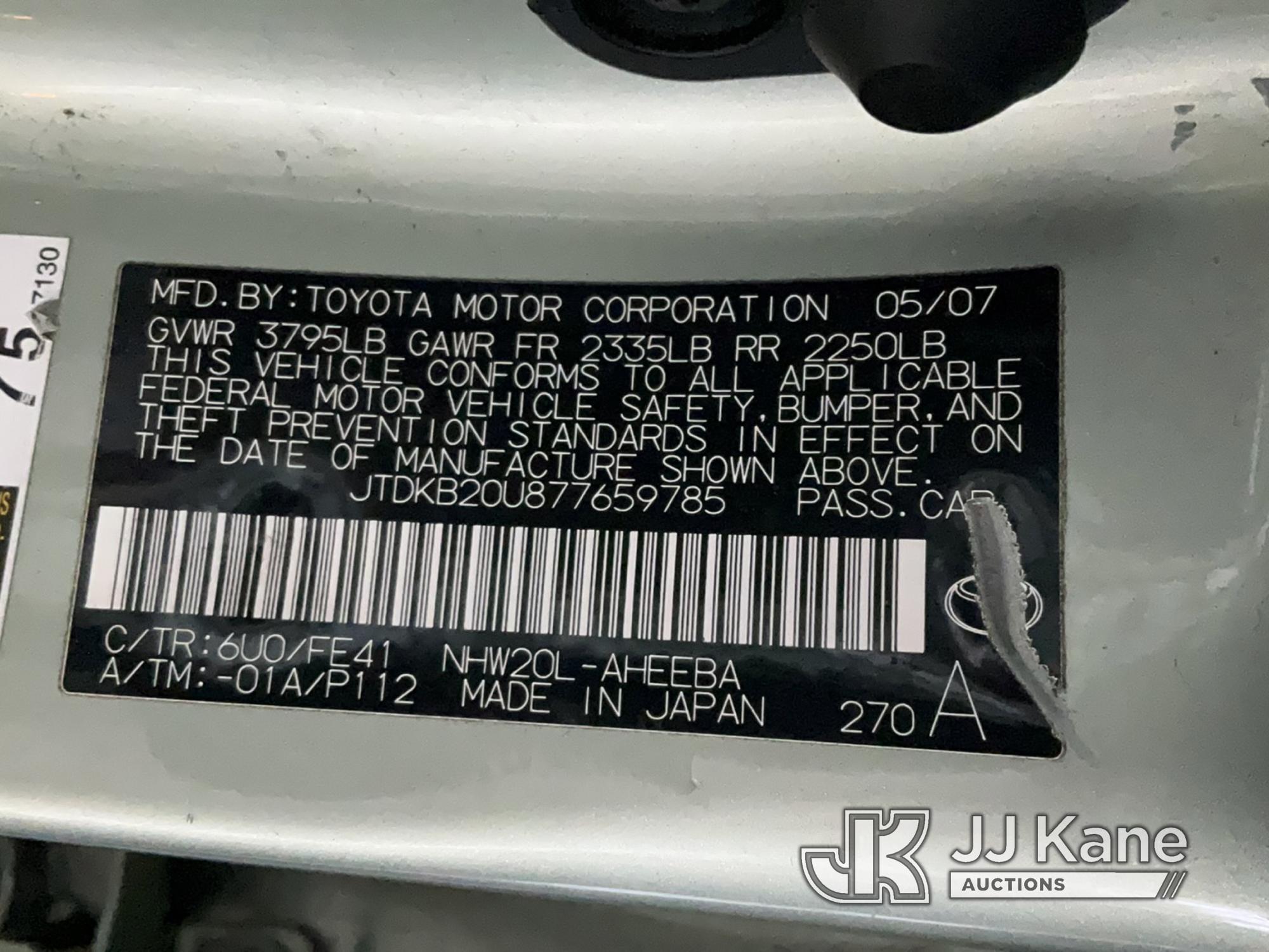 (Jurupa Valley, CA) 2007 Toyota Prius Hybrid 4-Door Liftback Runs & Moves, Paint Damage