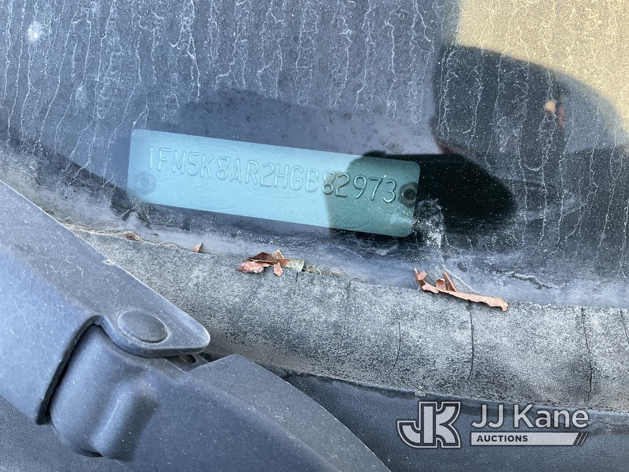 (Jurupa Valley, CA) 2017 Ford Explorer 4-Door Sport Utility Vehicle Not Running , Missing Key, Inter