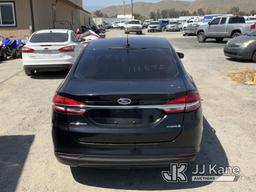 (Jurupa Valley, CA) 2018 Ford Fusion 4-Door Sedan Runs & Moves , Wrecked , Paint Damage, Body Damage