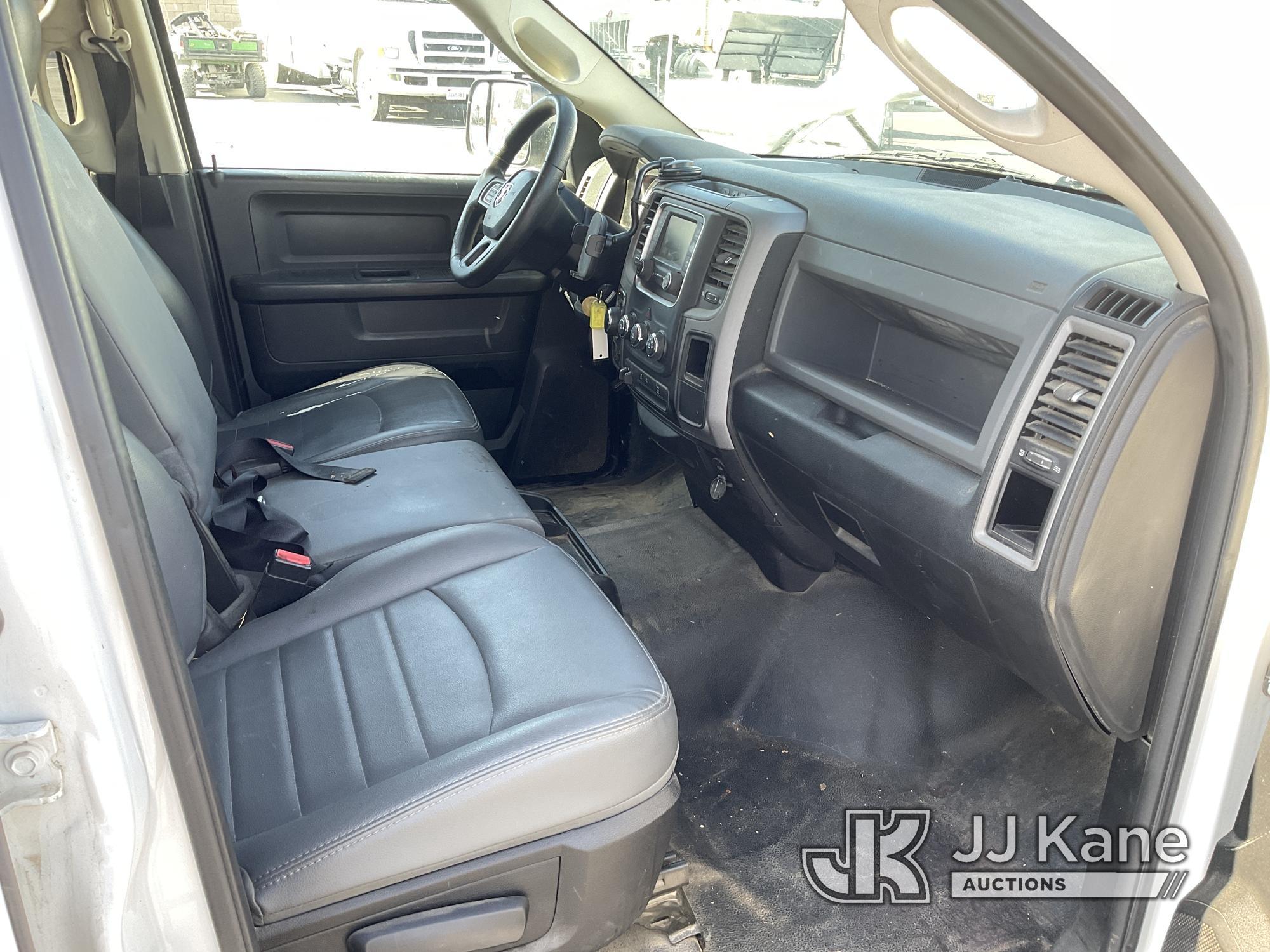 (Jurupa Valley, CA) 2016 RAM 1500 4x4 Crew-Cab Pickup Truck Runs & Moves, Check Engine Light On