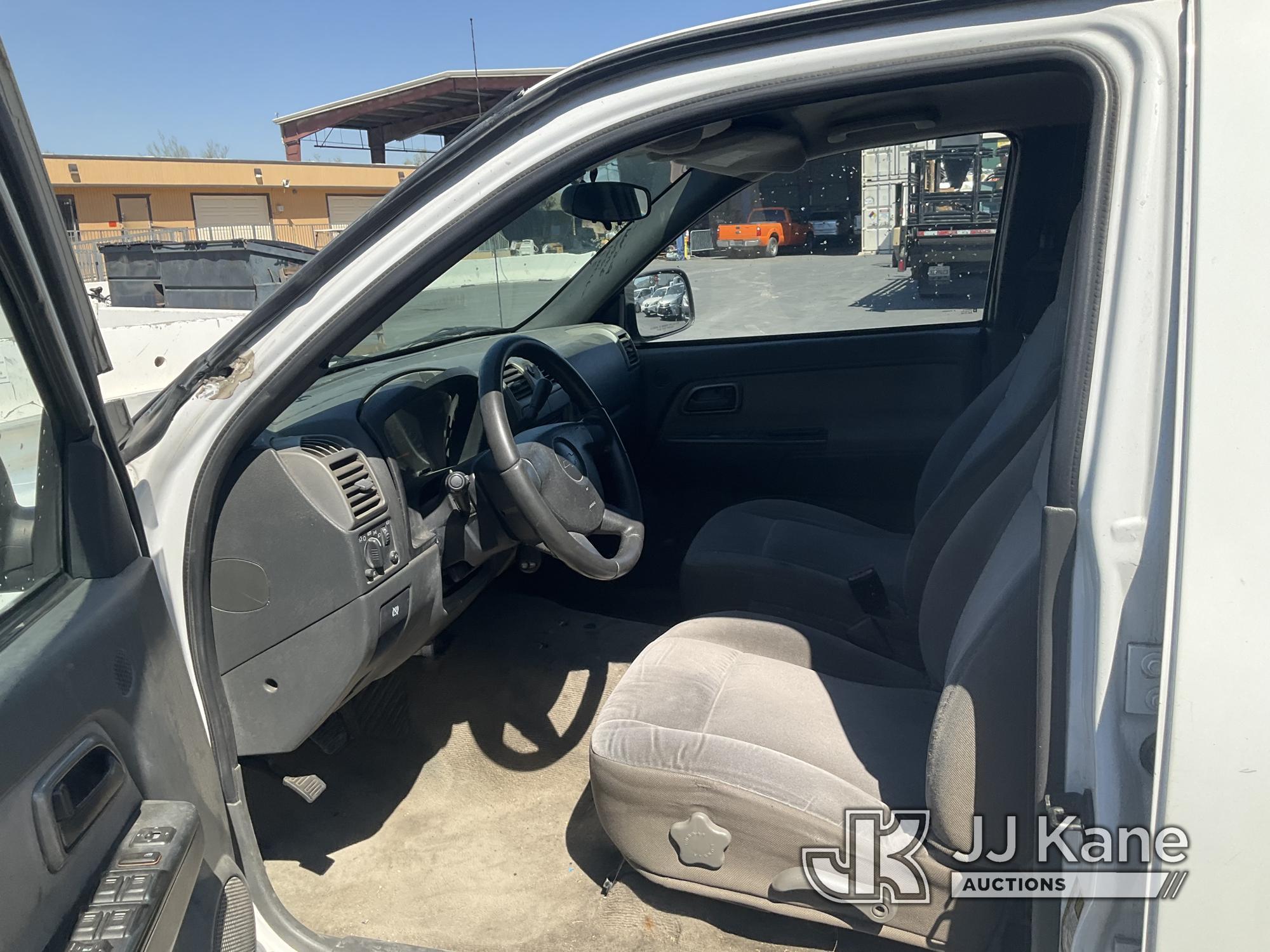 (Jurupa Valley, CA) 2005 Chevrolet Colorado Crew-Cab Pickup Truck Runs & Moves, Air Bag Light Is On