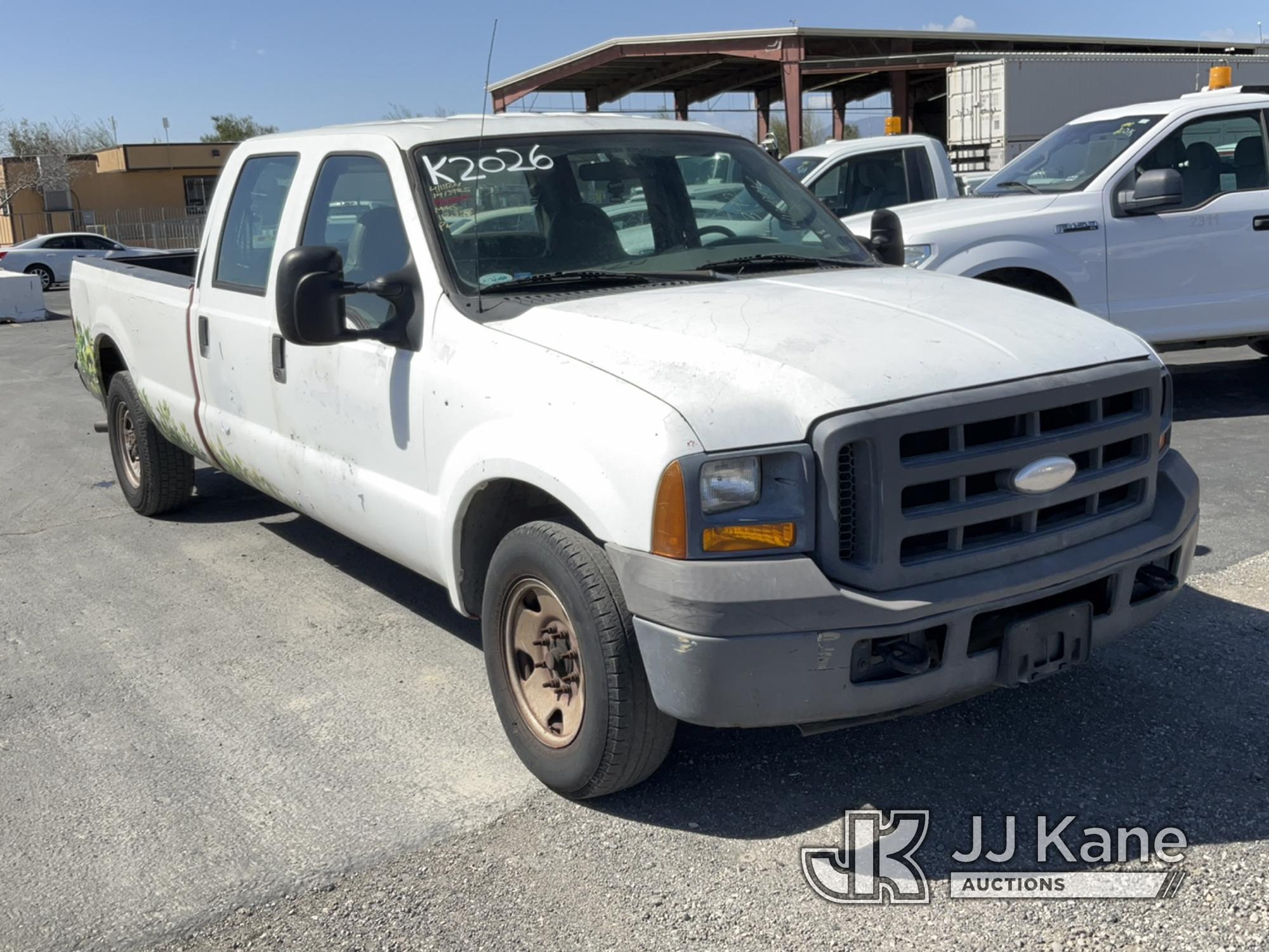 (Jurupa Valley, CA) 2005 Ford F250 Crew-Cab Pickup Truck Runs & Moves , Running Rough