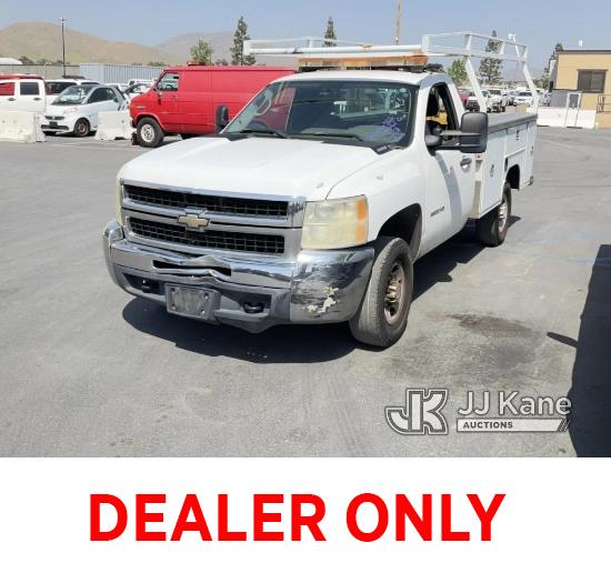 (Jurupa Valley, CA) 2010 Chevrolet Silverado 2500HD Regular Cab Pickup 2-DR Runs & Moves, Check Engi