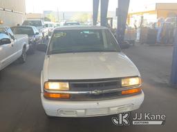 (Jurupa Valley, CA) 2001 Chevrolet S10 Pickup Truck Runs & Moves, Will Not Stay Running