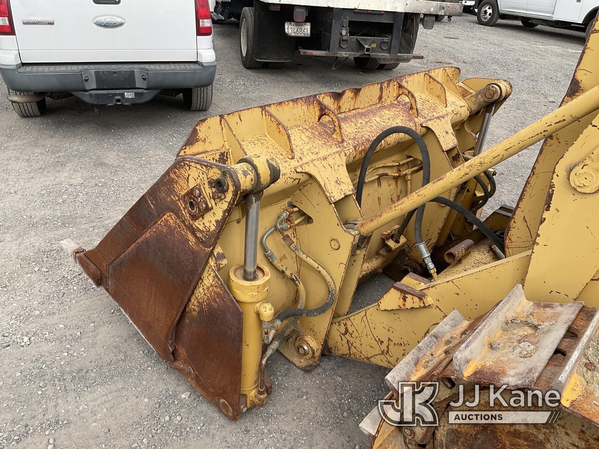 (Jurupa Valley, CA) 1989 Caterpillar Loader 935C Tractor Tracked Skid Steer Loader Runs, Moves & Ope