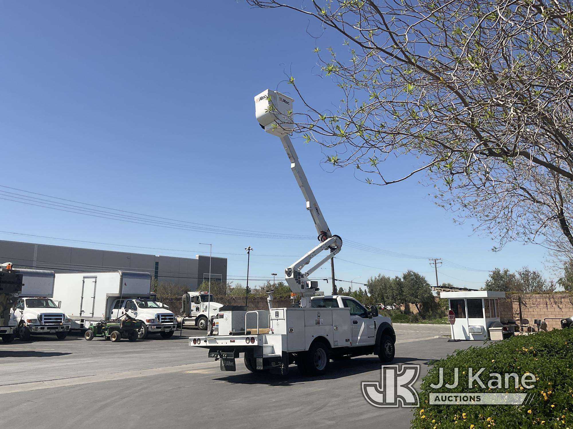 (Jurupa Valley, CA) Altec AT37G, , 2017 FORD F550 Service Truck Runs & Moves, Upper Operates