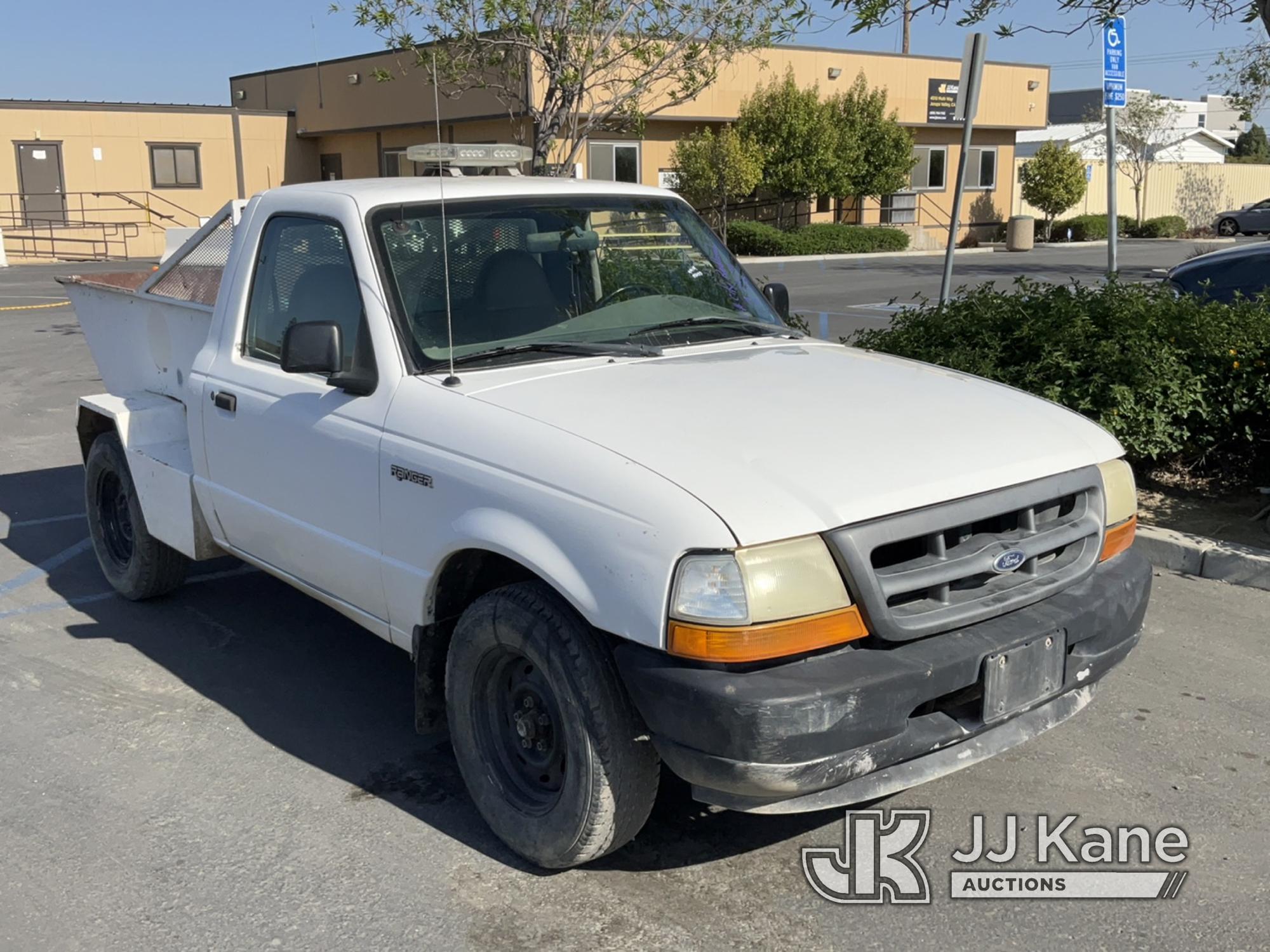 (Jurupa Valley, CA) 2000 Ford Ranger XL Pickup Truck Runs & Moves, Missing Drivers Side Door, Paint