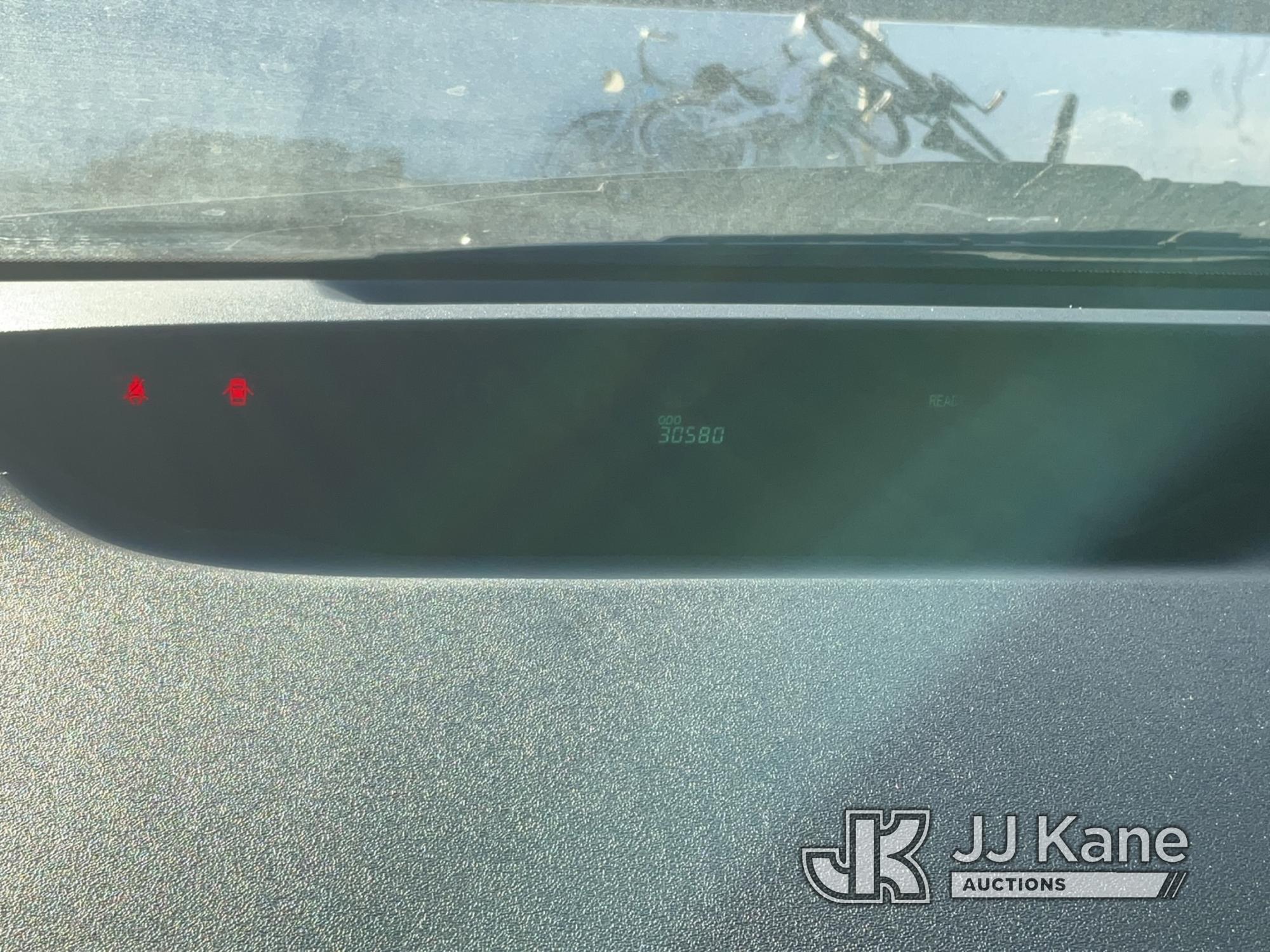 (Jurupa Valley, CA) 2007 Toyota Prius Hybrid 4Door Liftback Runs Rough, Paint Damage