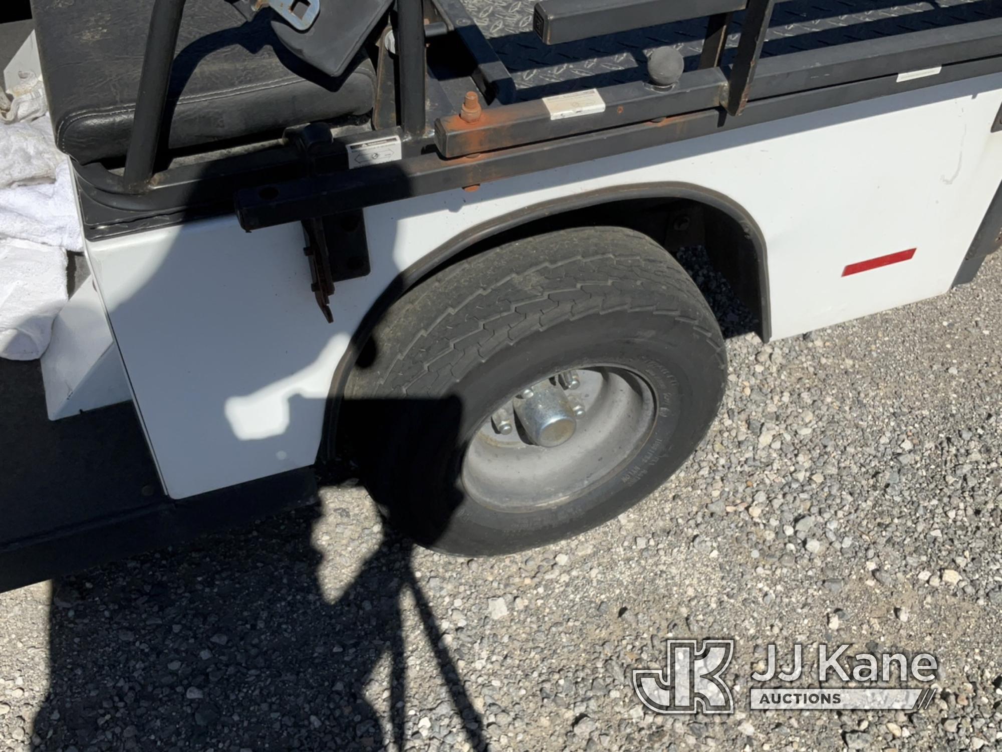 (Jurupa Valley, CA) 2015 Columbia Golf Cart Not Running , No key , Missing Parts