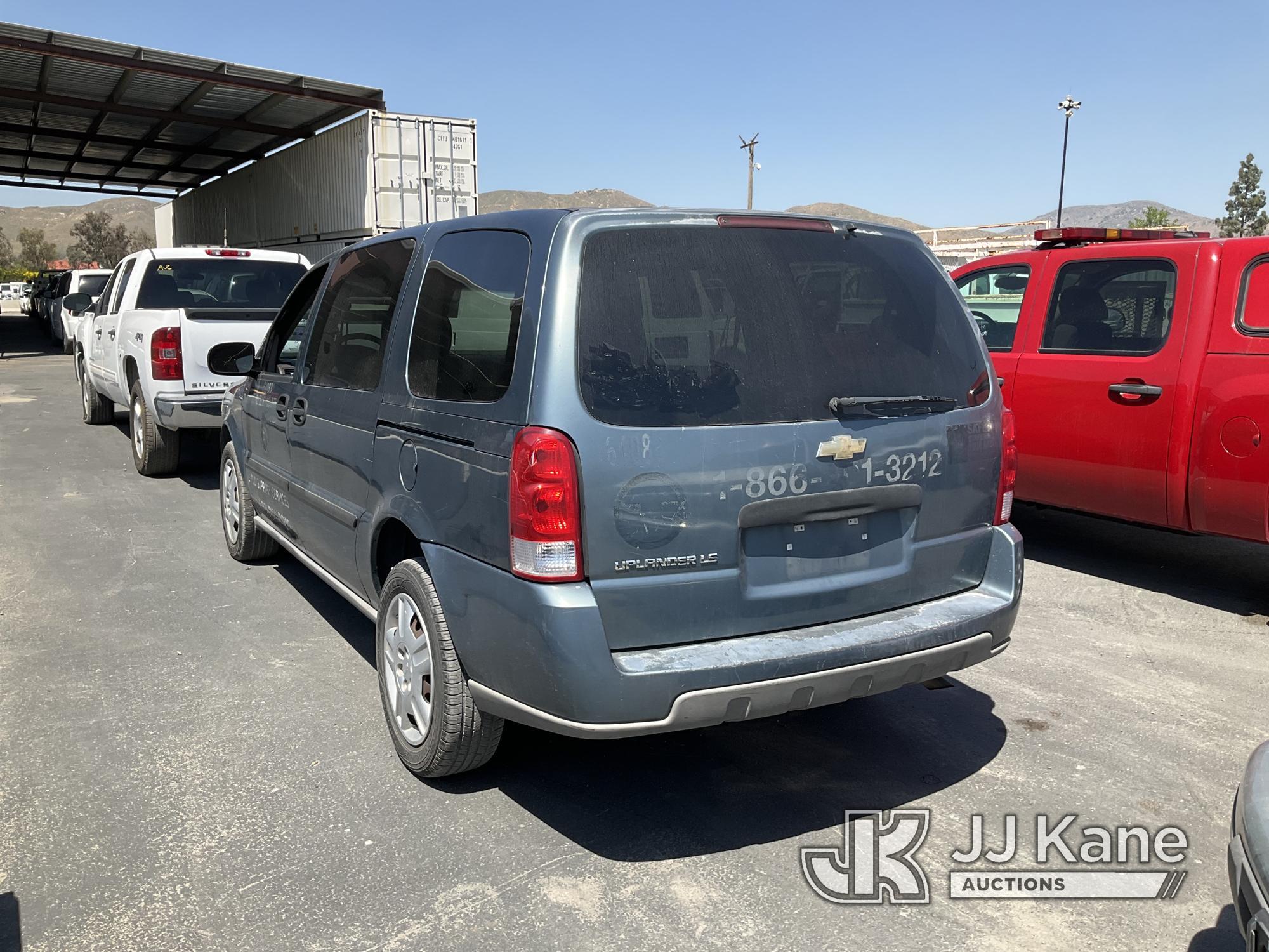 (Jurupa Valley, CA) 2007 Chevrolet Uplander LS Extended Sports Van Runs & Moves, Has Check Engine Li