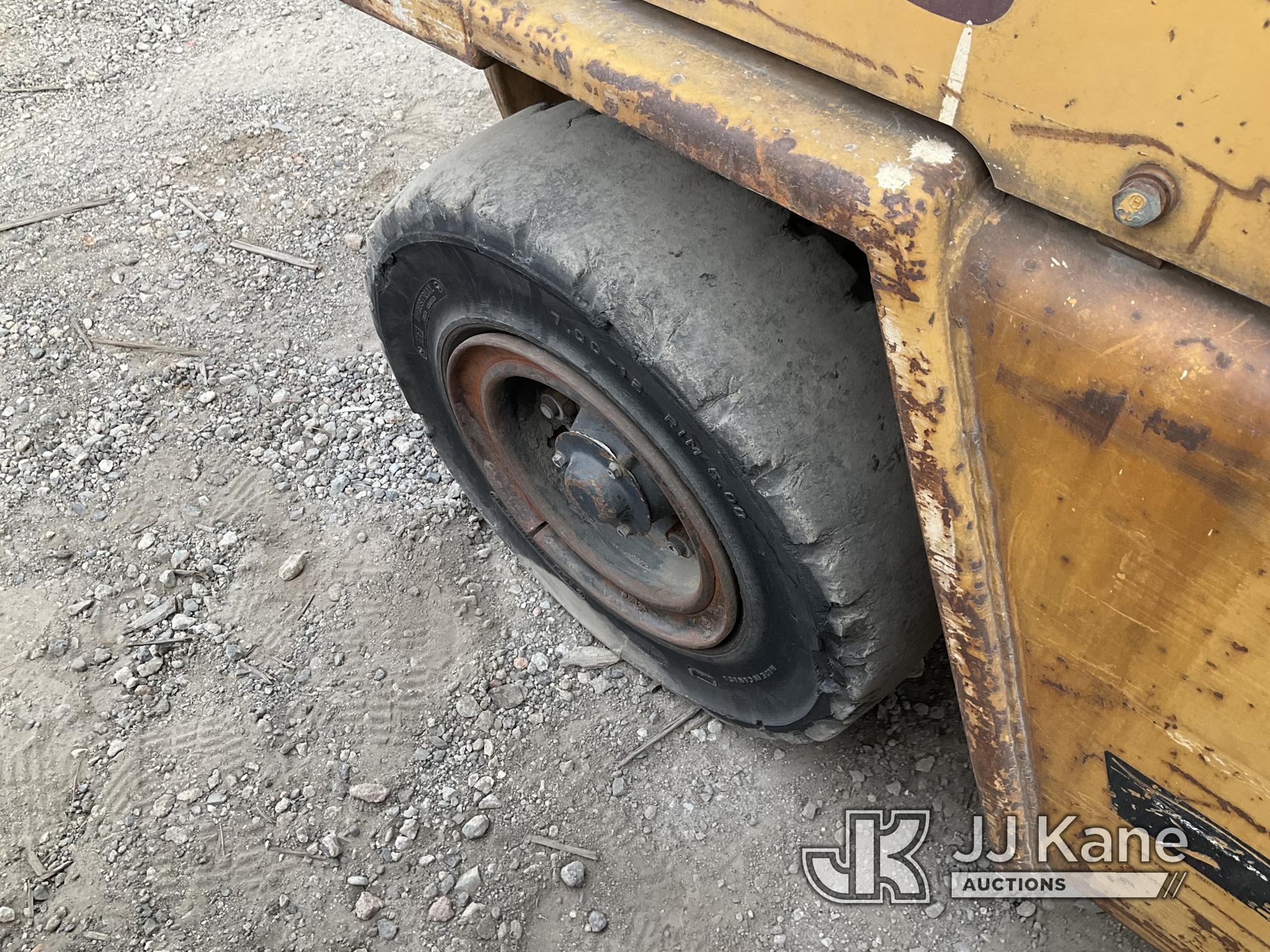 (Jurupa Valley, CA) Komatsu Solid Tired Forklift Not Running